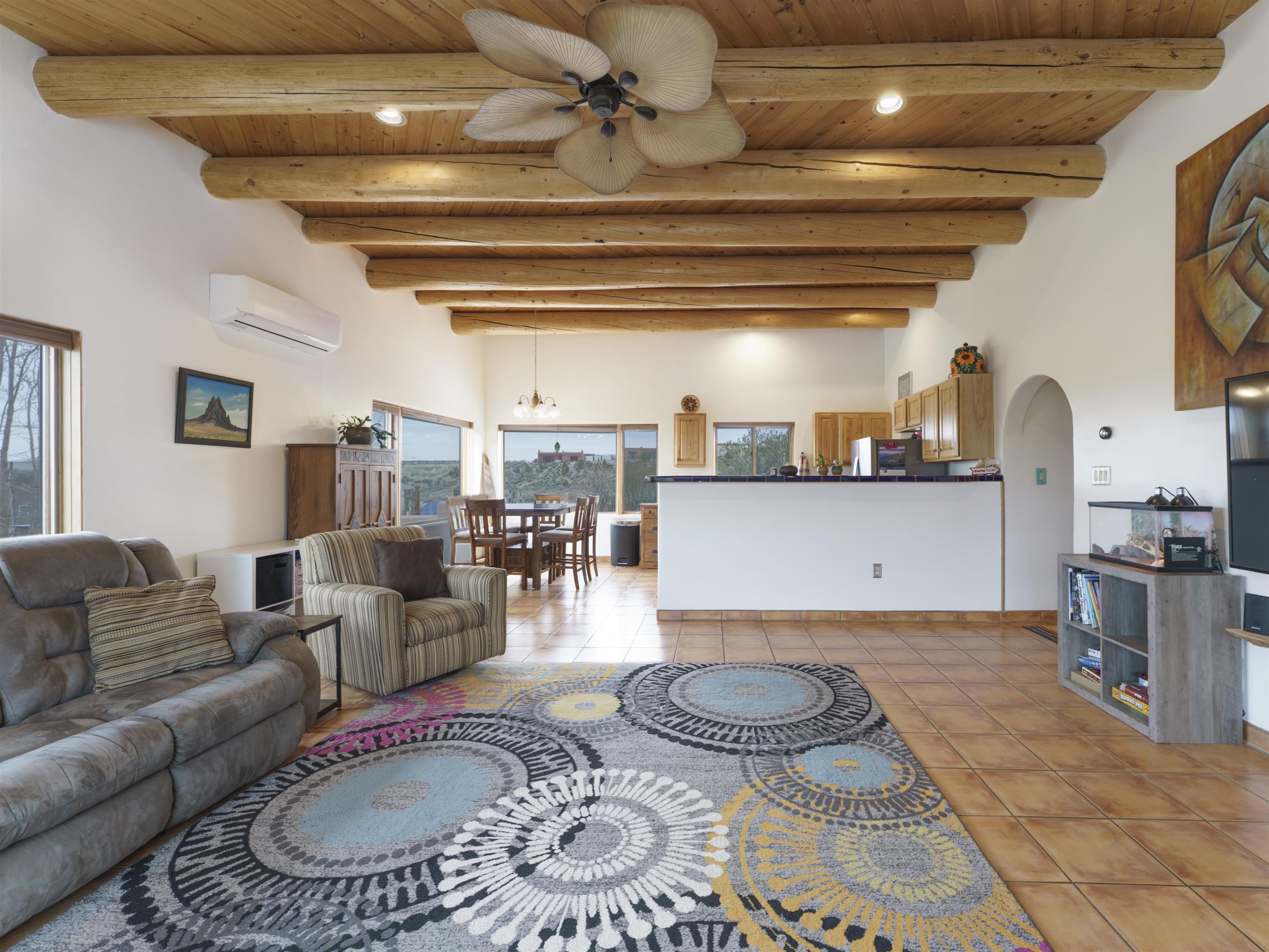 70 Camino De Los Arroyos, Ranchos de Taos, New Mexico image 3