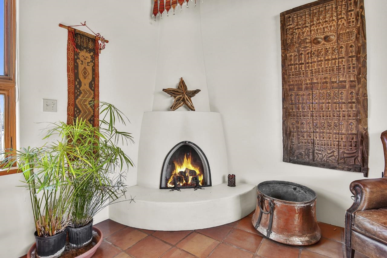 320 Trapper Rd, Taos, New Mexico image 18