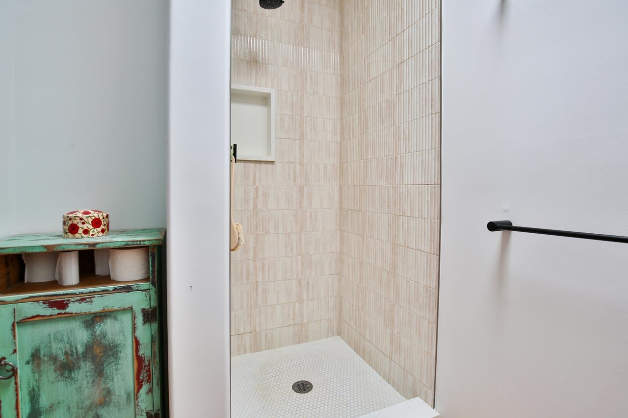 320 Trapper Rd, Taos, New Mexico image 16