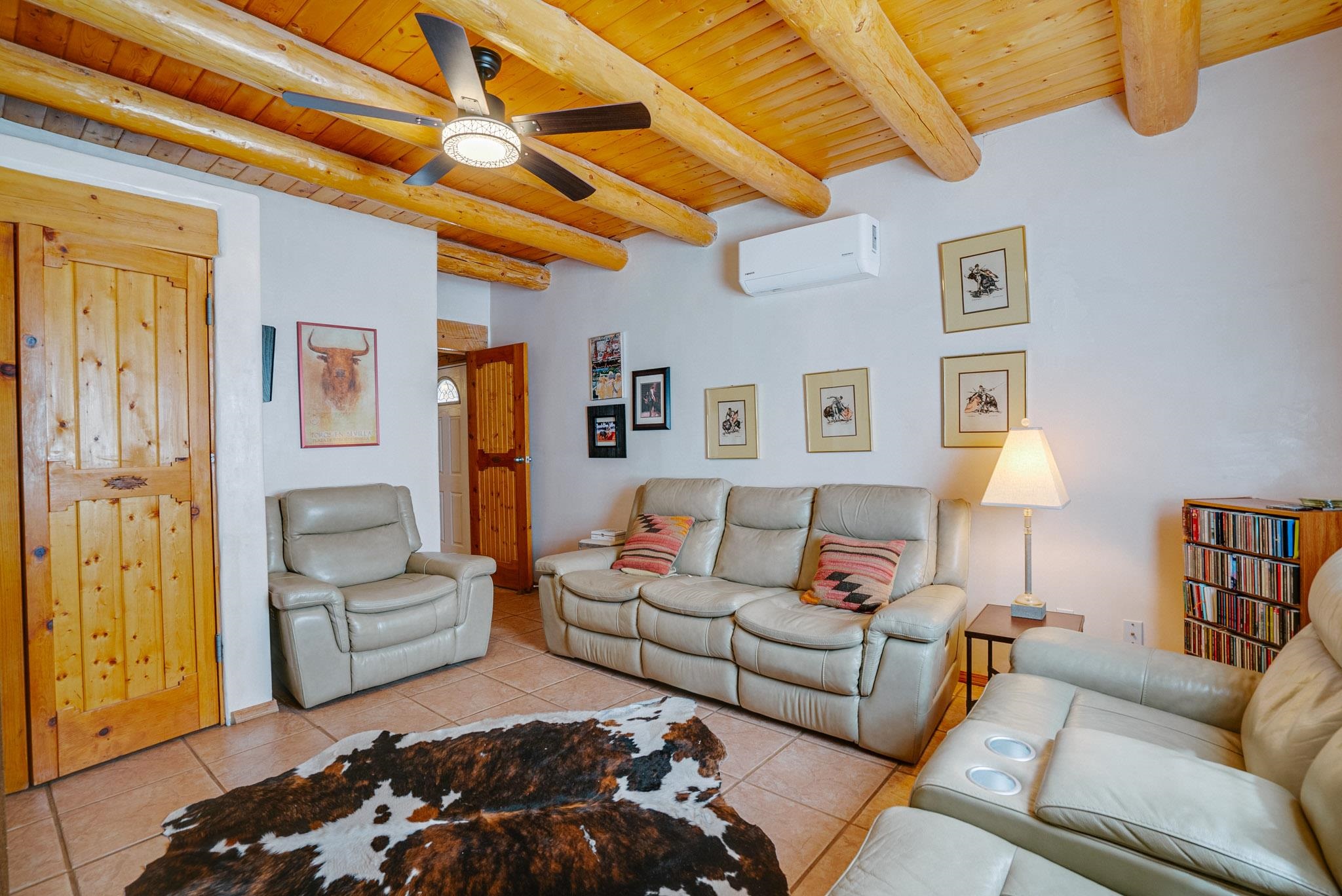 343 Sierra Vista Lane, Taos, New Mexico image 33