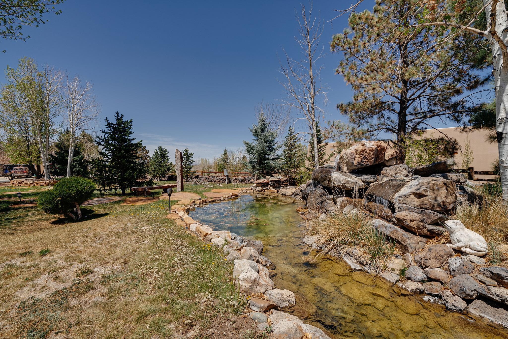 343 Sierra Vista Lane, Taos, New Mexico image 44