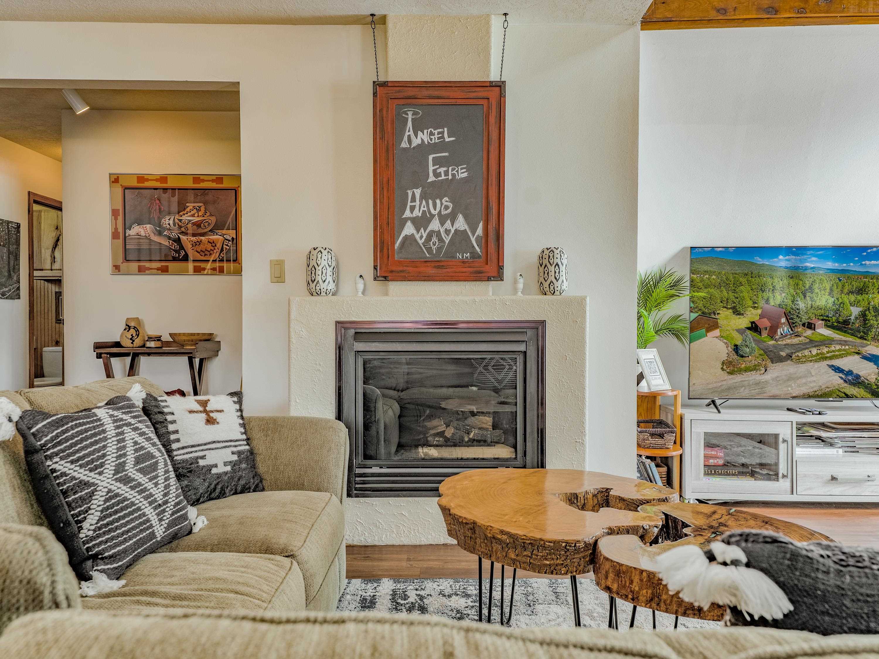 Angel Fire, New Mexico 87710, United States, 3 Bedrooms Bedrooms, ,2 BathroomsBathrooms,Residential,Pending,235066