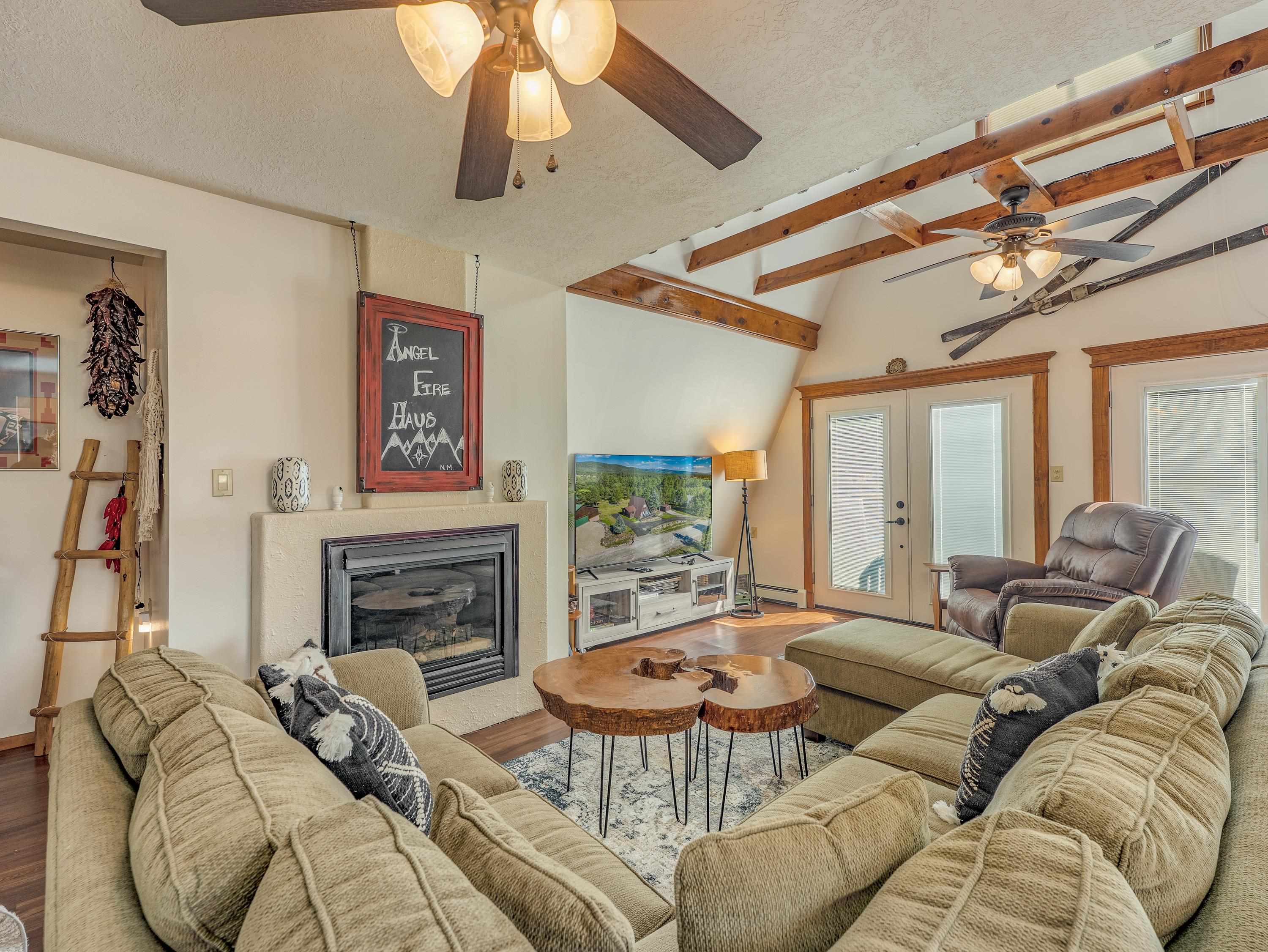 Angel Fire, New Mexico 87710, United States, 3 Bedrooms Bedrooms, ,2 BathroomsBathrooms,Residential,Pending,235066