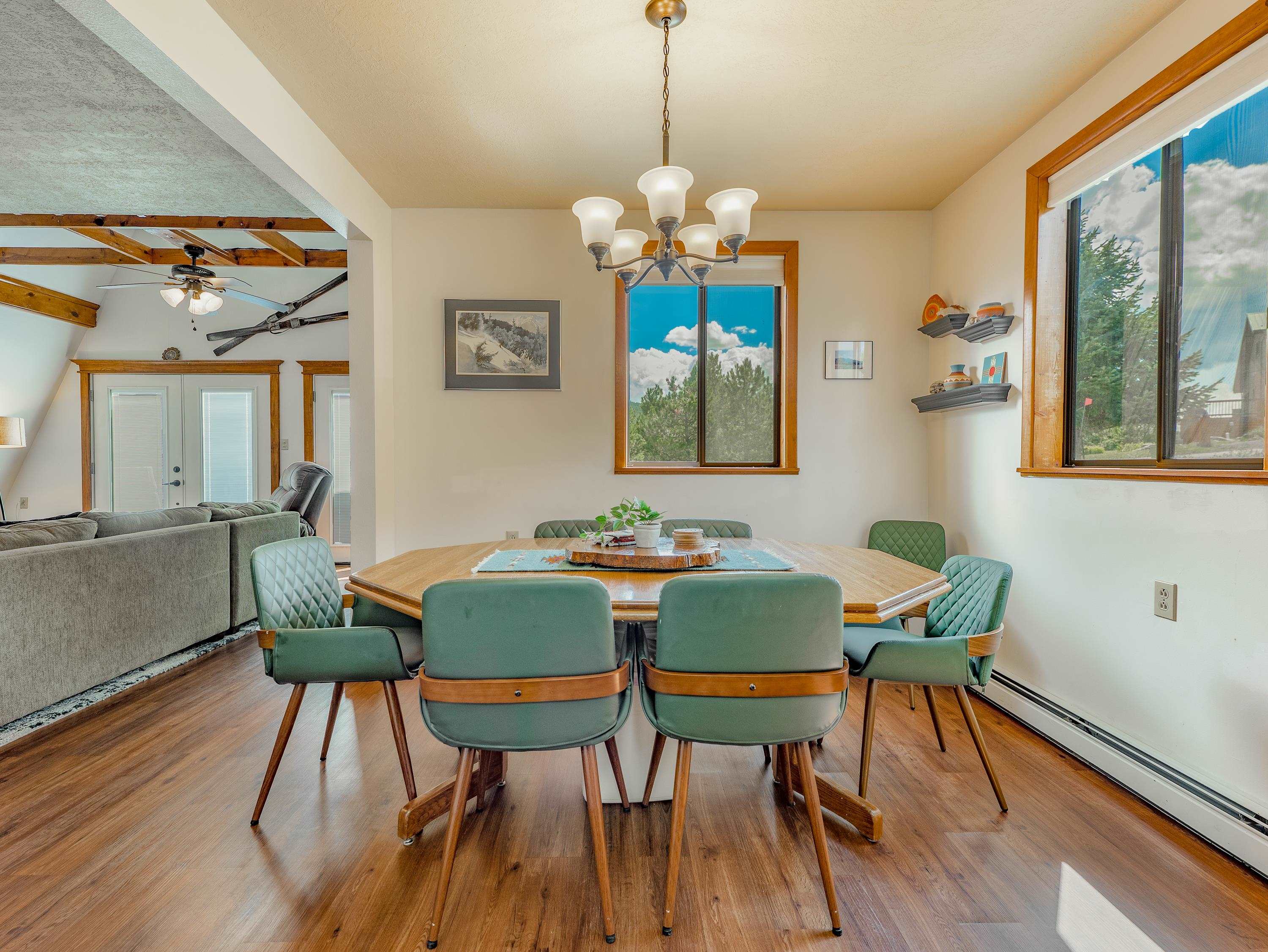 Angel Fire, New Mexico 87710, United States, 3 Bedrooms Bedrooms, ,2 BathroomsBathrooms,Residential,Pending,235066