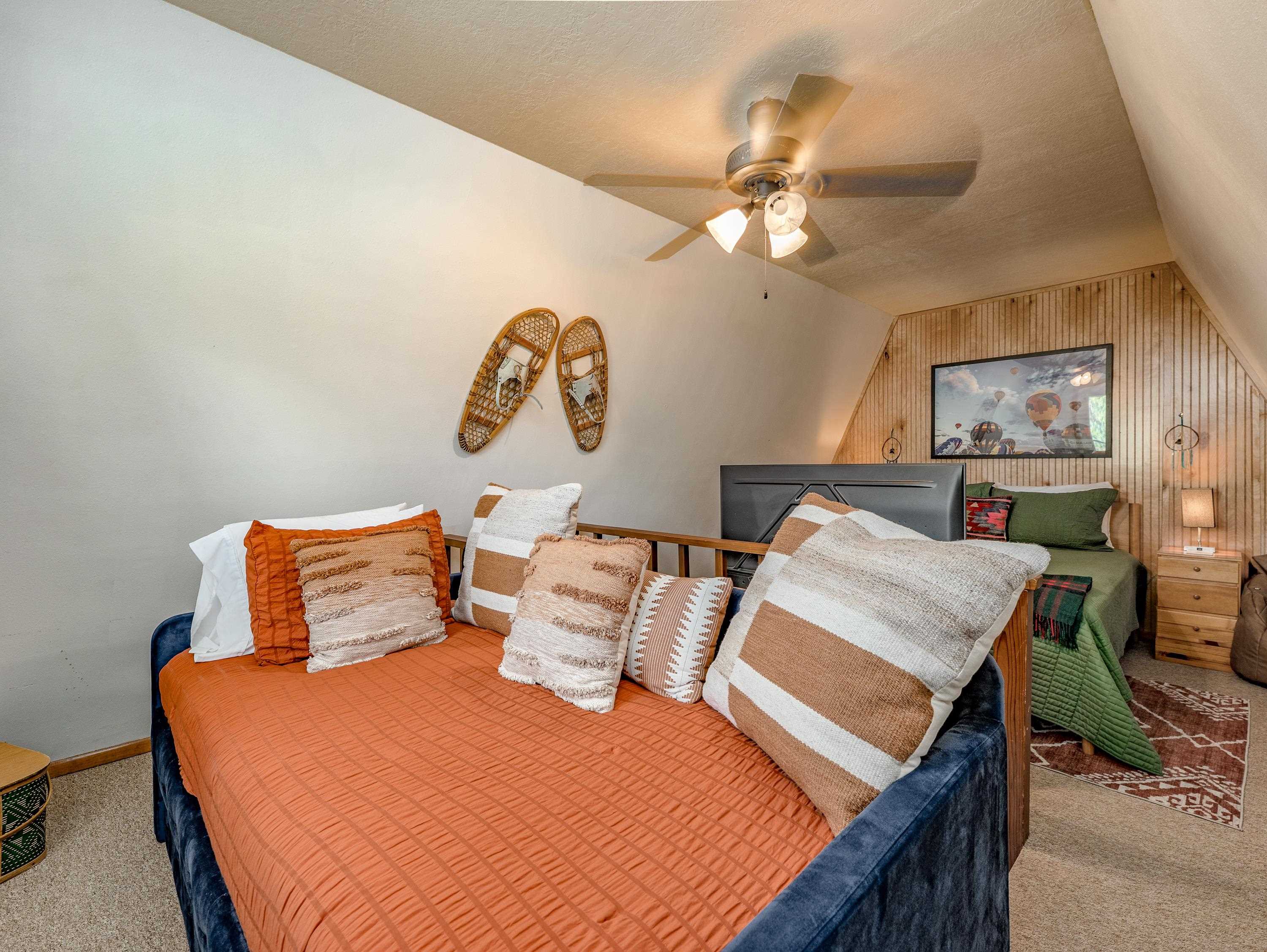 Angel Fire, New Mexico 87710, United States, 3 Bedrooms Bedrooms, ,2 BathroomsBathrooms,Residential,Pending,235066