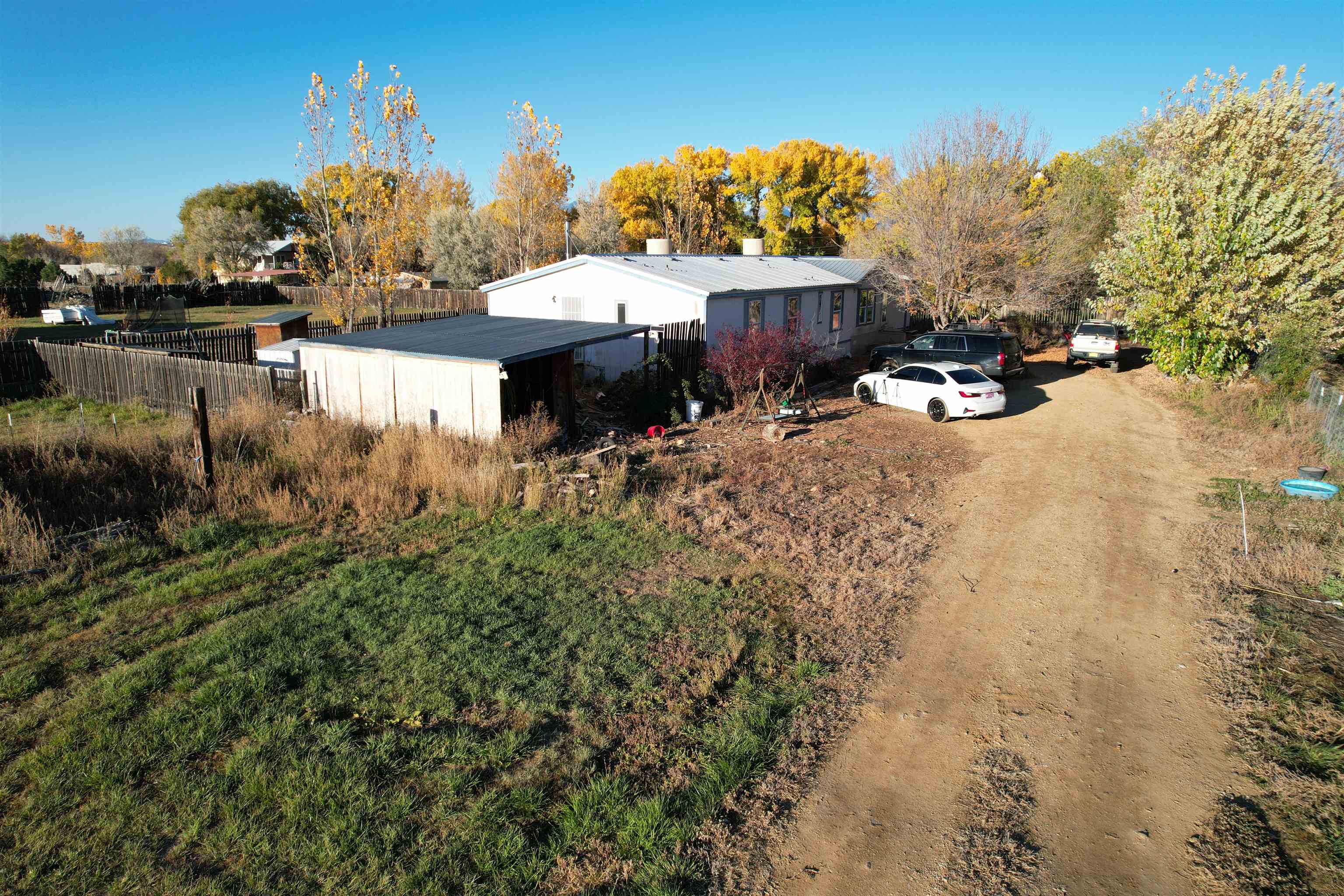 22 Tom Holder Rd, Ranchos de Taos, New Mexico image 18