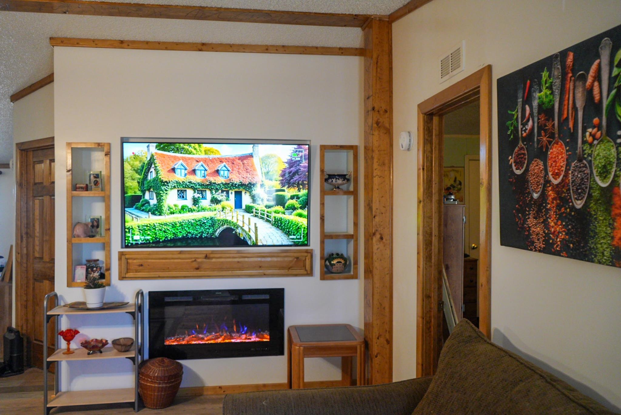 22 Tom Holder Rd, Ranchos de Taos, New Mexico image 4