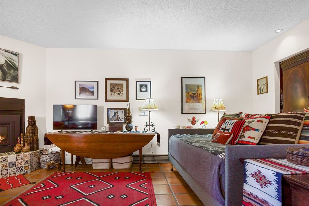 Photo of 9 Comanche Ct #205, El Prado, NM 87529 (MLS # 114278)