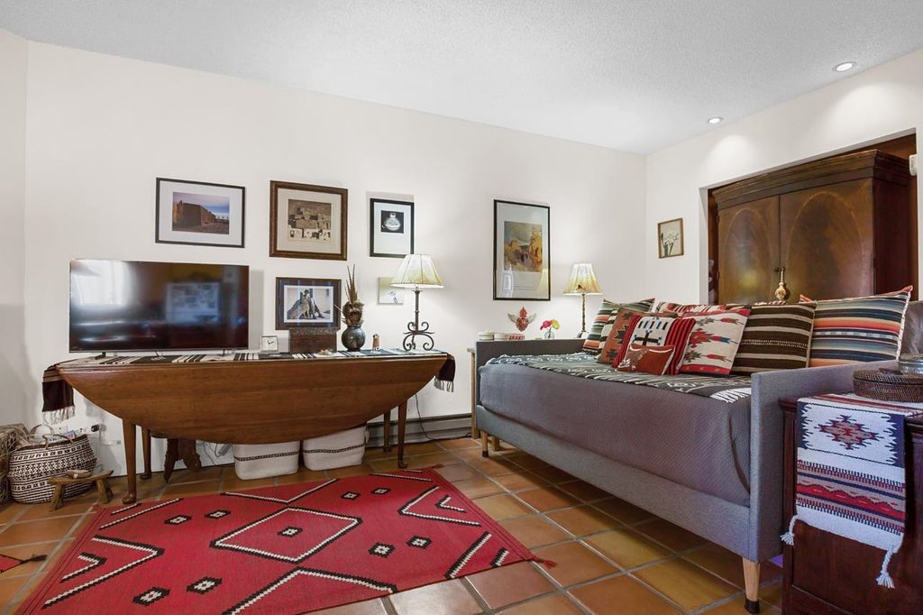 Photo of 9 Comanche Ct #205, El Prado, NM 87529 (MLS # 114278)