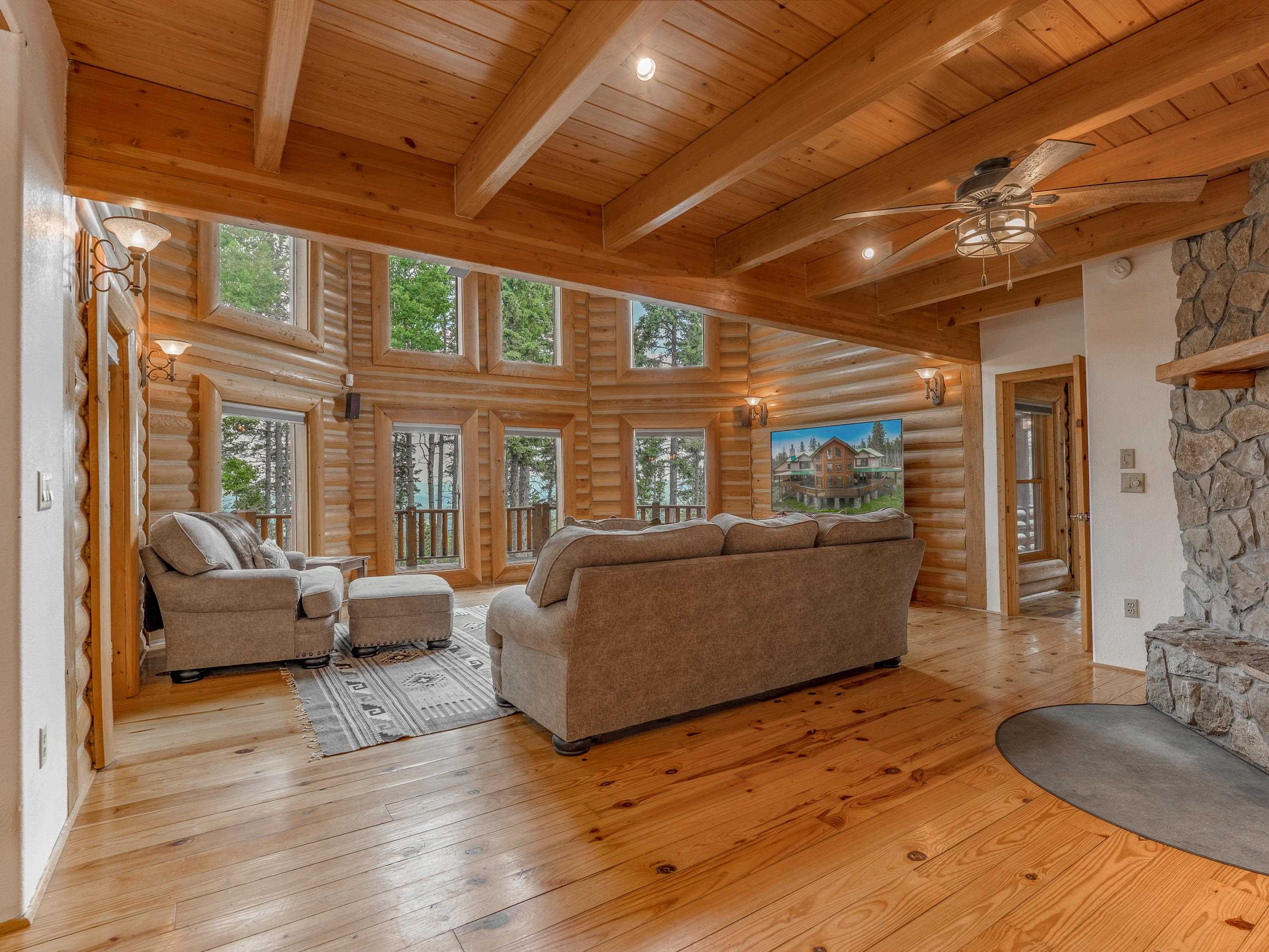 Angel Fire, New Mexico 87710, United States, 3 Bedrooms Bedrooms, ,3 BathroomsBathrooms,Residential,Active,174226