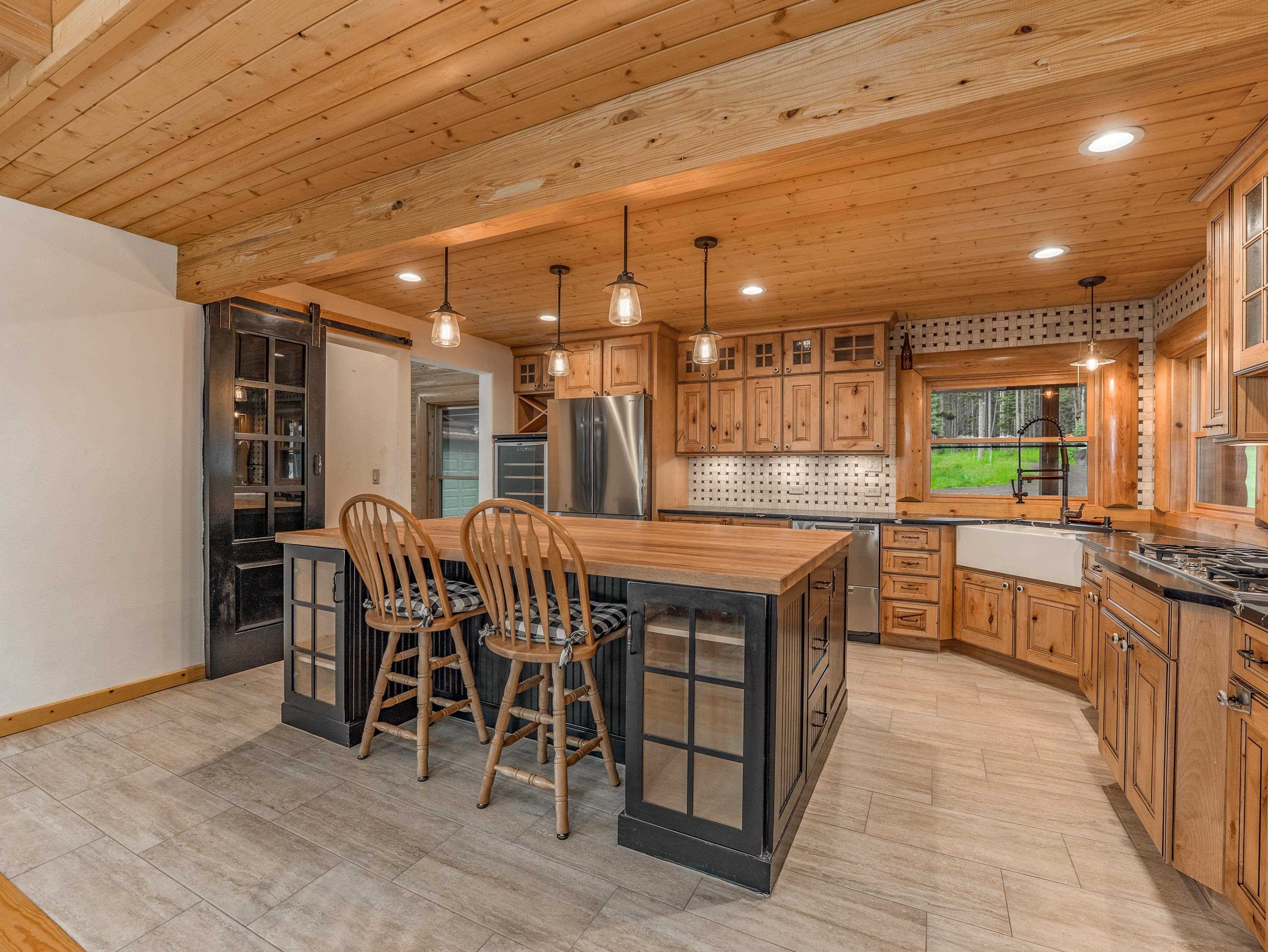 Angel Fire, New Mexico 87710, United States, 3 Bedrooms Bedrooms, ,3 BathroomsBathrooms,Residential,Active,174226