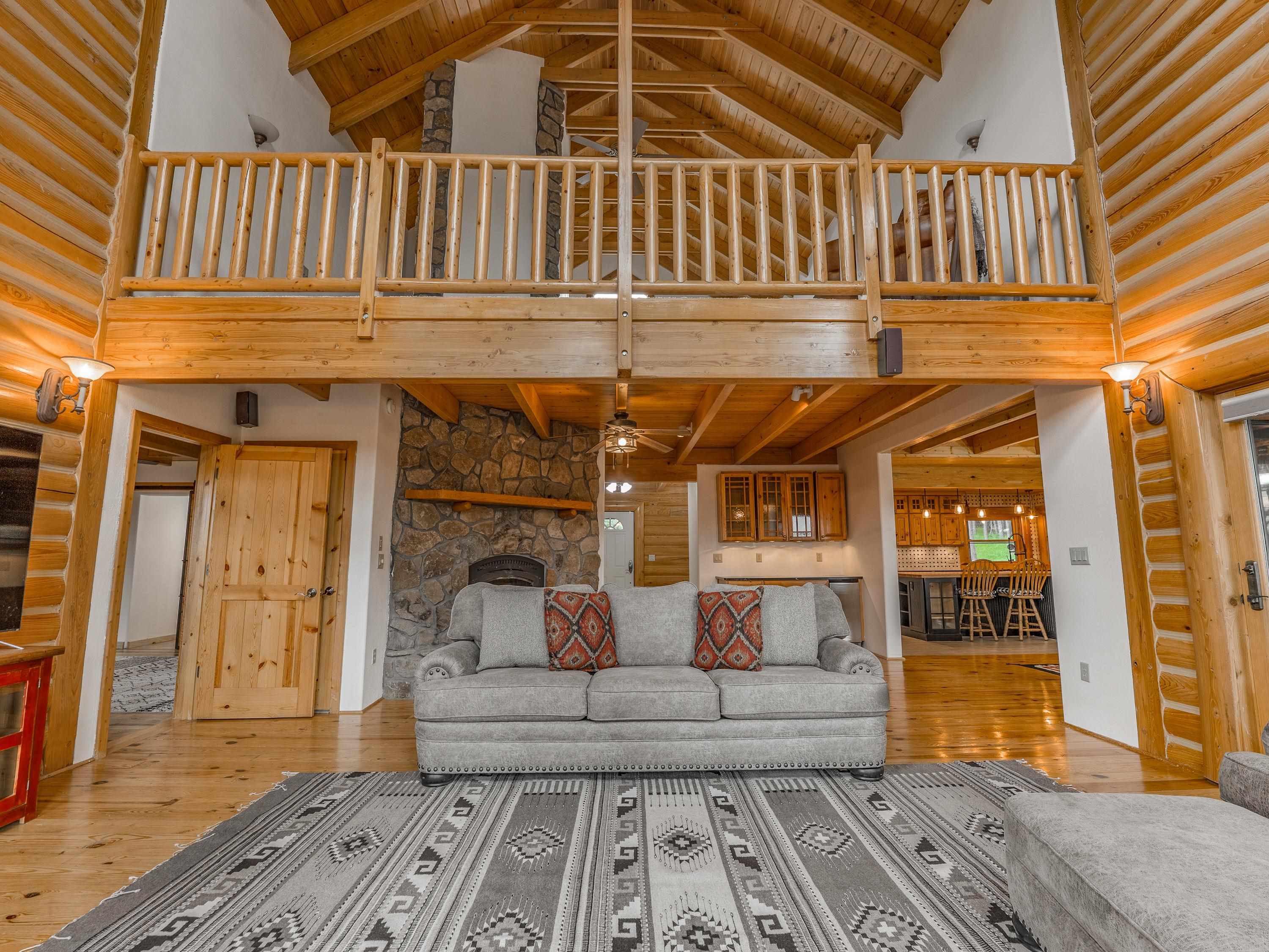 Angel Fire, New Mexico 87710, United States, 3 Bedrooms Bedrooms, ,3 BathroomsBathrooms,Residential,Active,174226