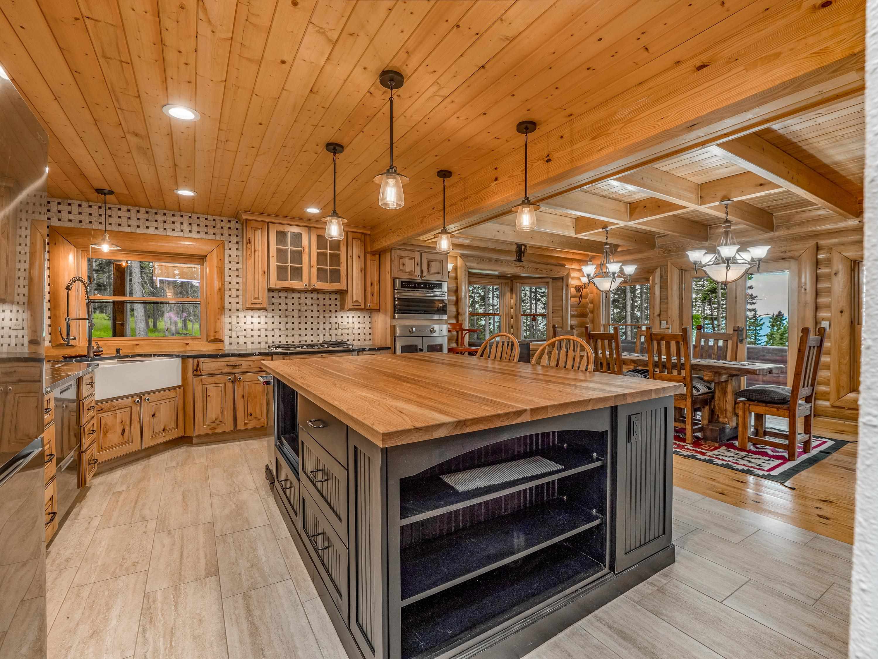 Angel Fire, New Mexico 87710, United States, 3 Bedrooms Bedrooms, ,3 BathroomsBathrooms,Residential,Active,174226