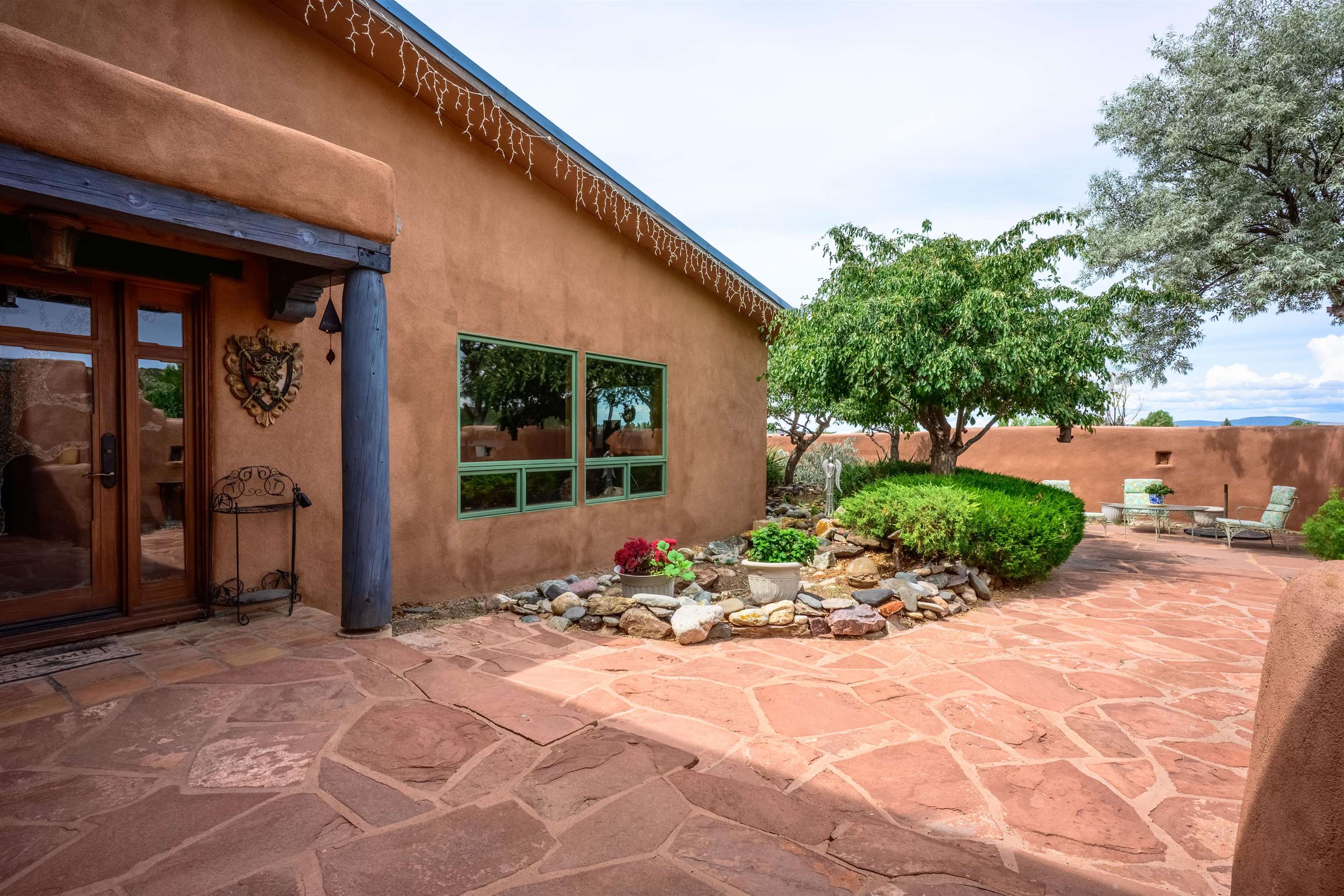42 Hondo Seco Road