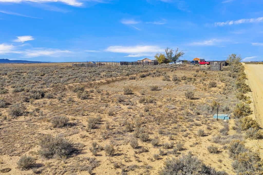 Photo of Avenida de Veronica 1 Plus Acres, El Prado, NM 87529 (MLS # 114288)