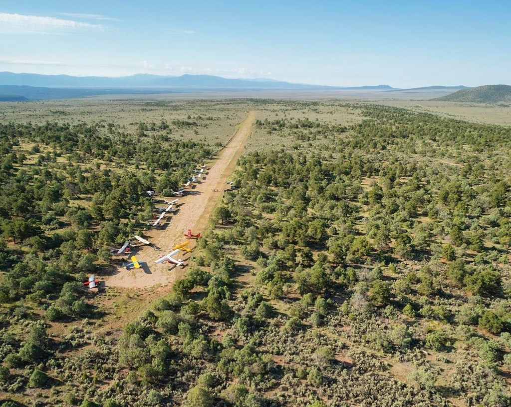 Photo of Camino Lovato Taos Valley Road, Taos, NM 87571 (MLS # 113785)