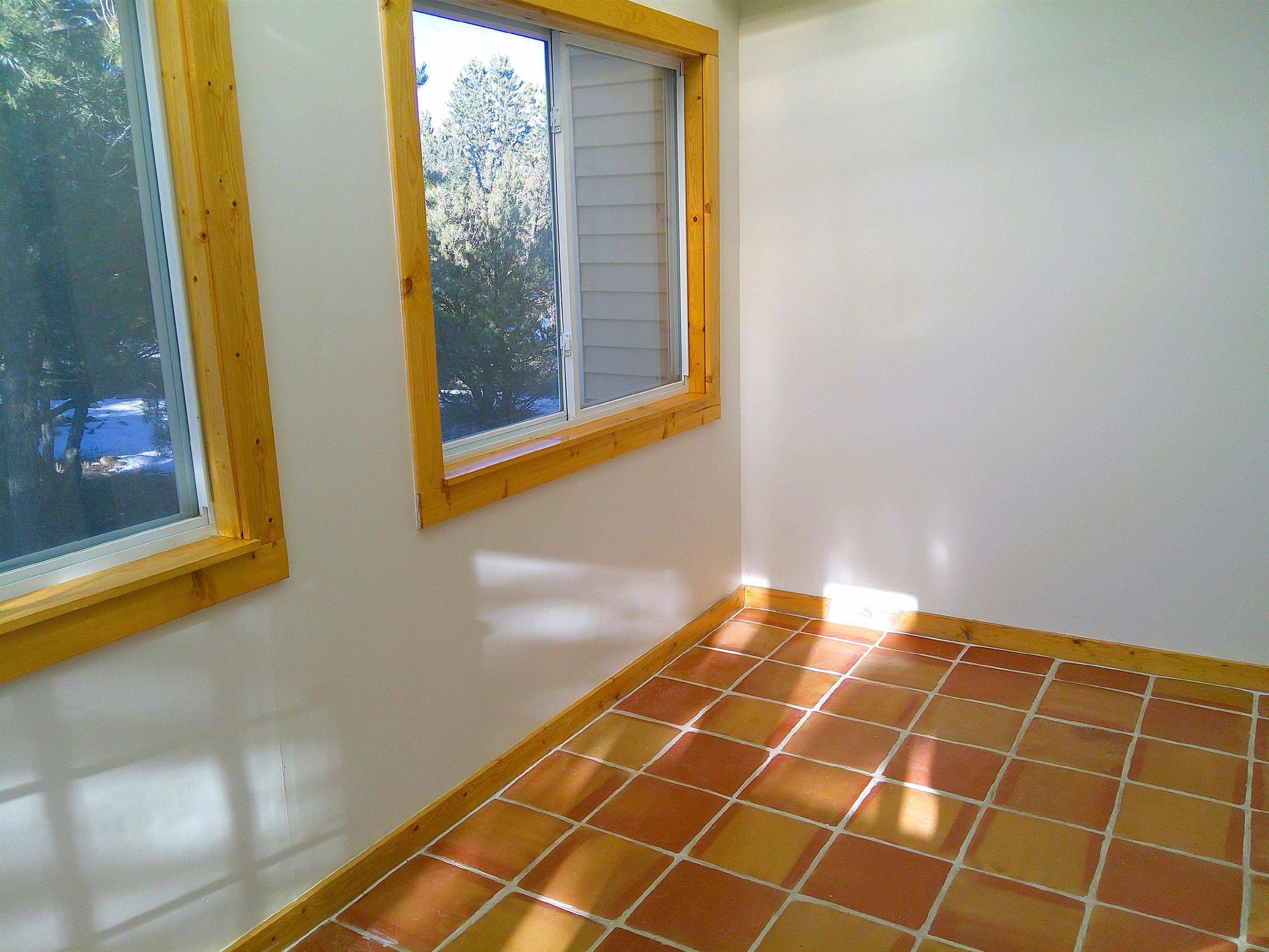 Carson, New Mexico 87517, United States, 3 Bedrooms Bedrooms, ,2 BathroomsBathrooms,Residential,Pending,64500