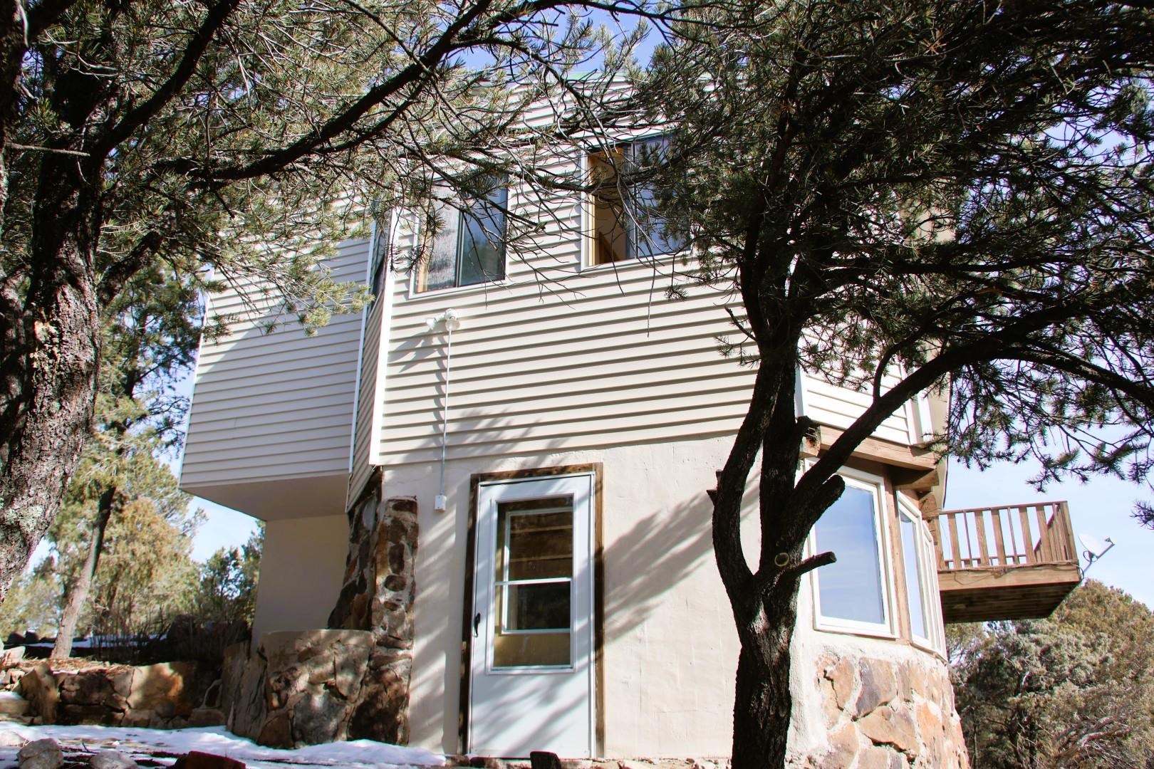 Carson, New Mexico 87517, United States, 3 Bedrooms Bedrooms, ,2 BathroomsBathrooms,Residential,Pending,64500
