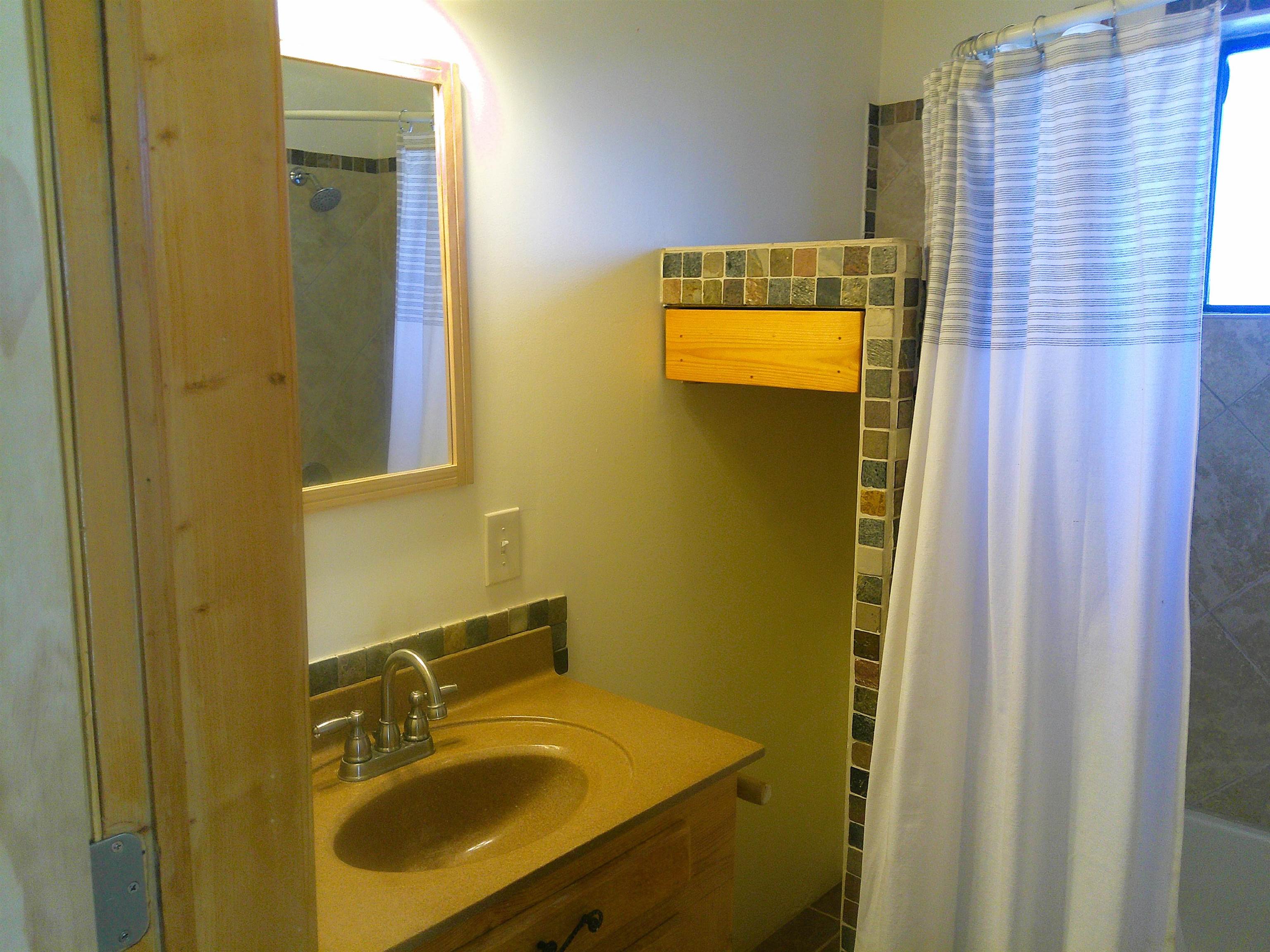 Carson, New Mexico 87517, United States, 3 Bedrooms Bedrooms, ,2 BathroomsBathrooms,Residential,Pending,64500