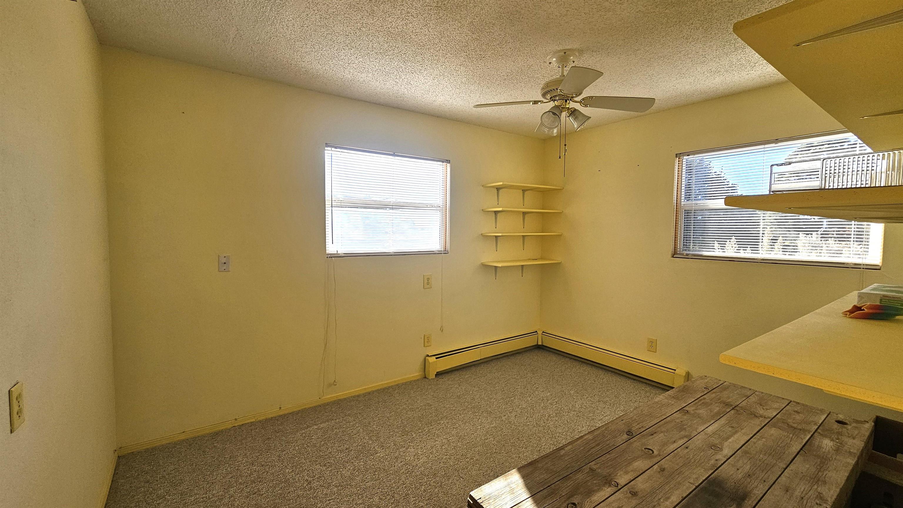 Taos, New Mexico 87571, United States, 4 Bedrooms Bedrooms, ,2 BathroomsBathrooms,Residential,Active,222190