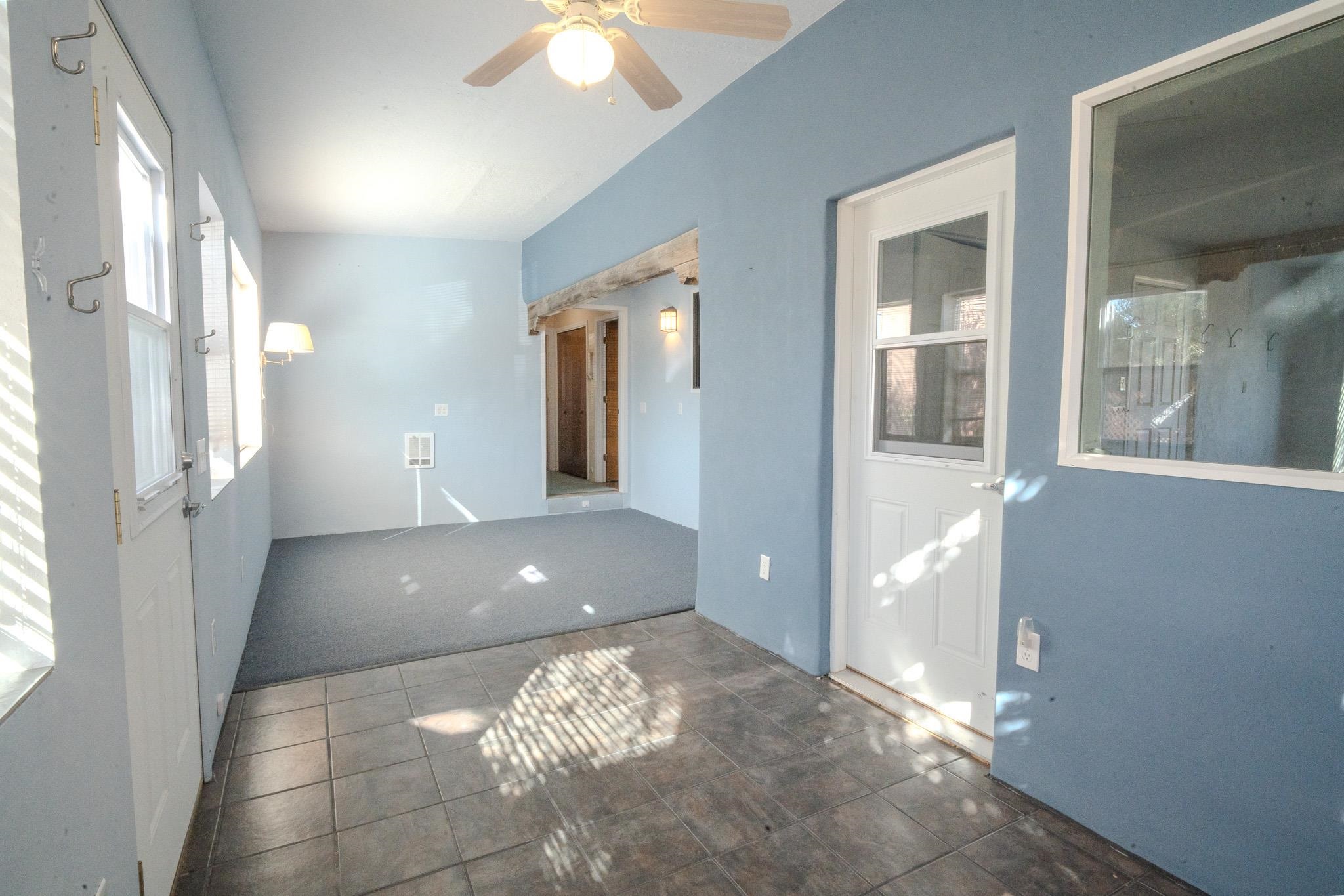 Taos, New Mexico 87571, United States, 4 Bedrooms Bedrooms, ,2 BathroomsBathrooms,Residential,Active,222190