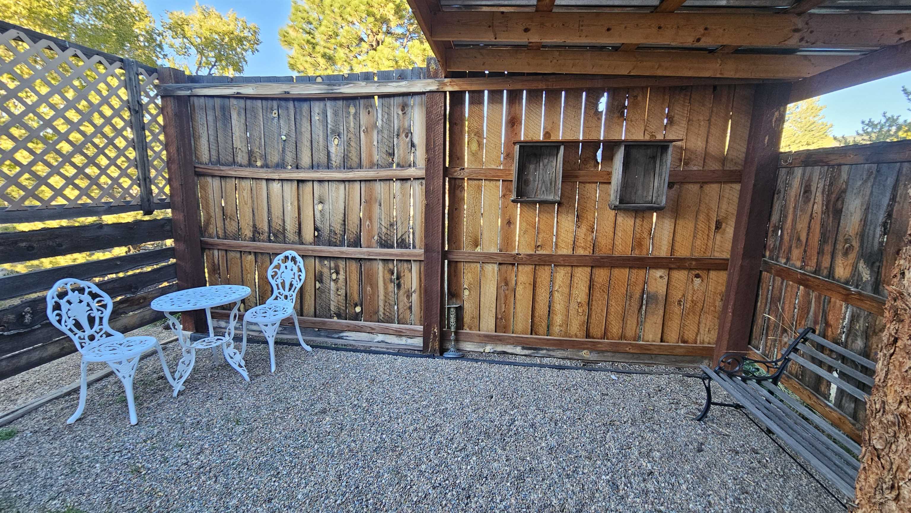 Taos, New Mexico 87571, United States, 4 Bedrooms Bedrooms, ,2 BathroomsBathrooms,Residential,Active,222190