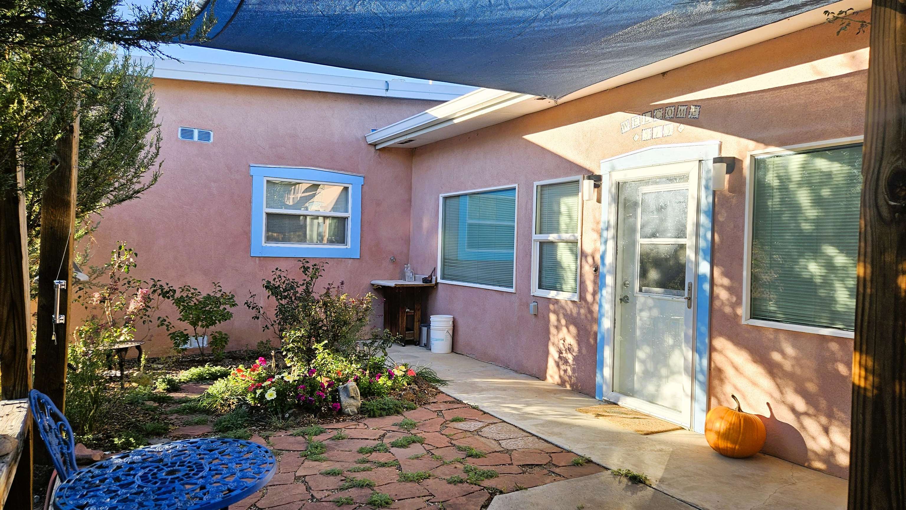 Taos, New Mexico 87571, United States, 4 Bedrooms Bedrooms, ,2 BathroomsBathrooms,Residential,Active,222190