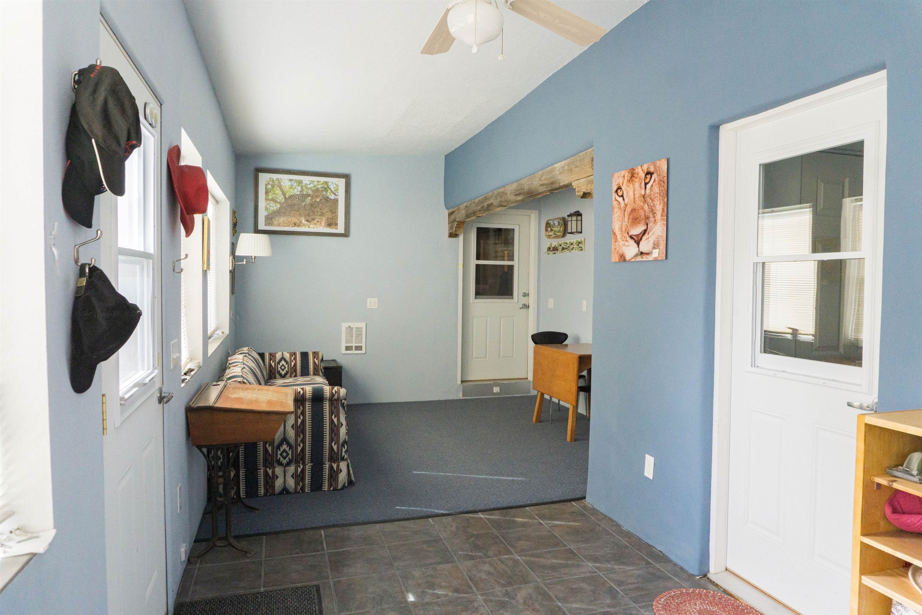 Taos, New Mexico 87571, United States, 4 Bedrooms Bedrooms, ,2 BathroomsBathrooms,Residential,Active,222190