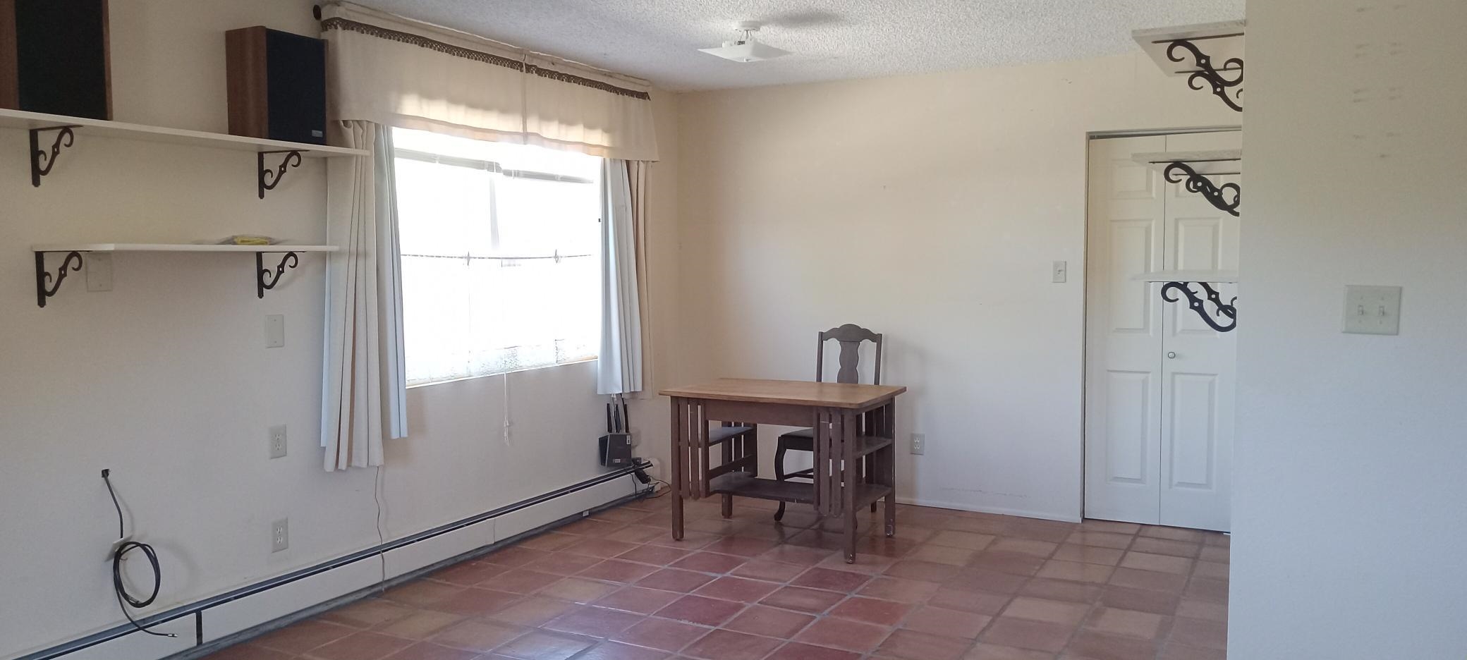 Taos, New Mexico 87571, United States, 4 Bedrooms Bedrooms, ,2 BathroomsBathrooms,Residential,Active,222190