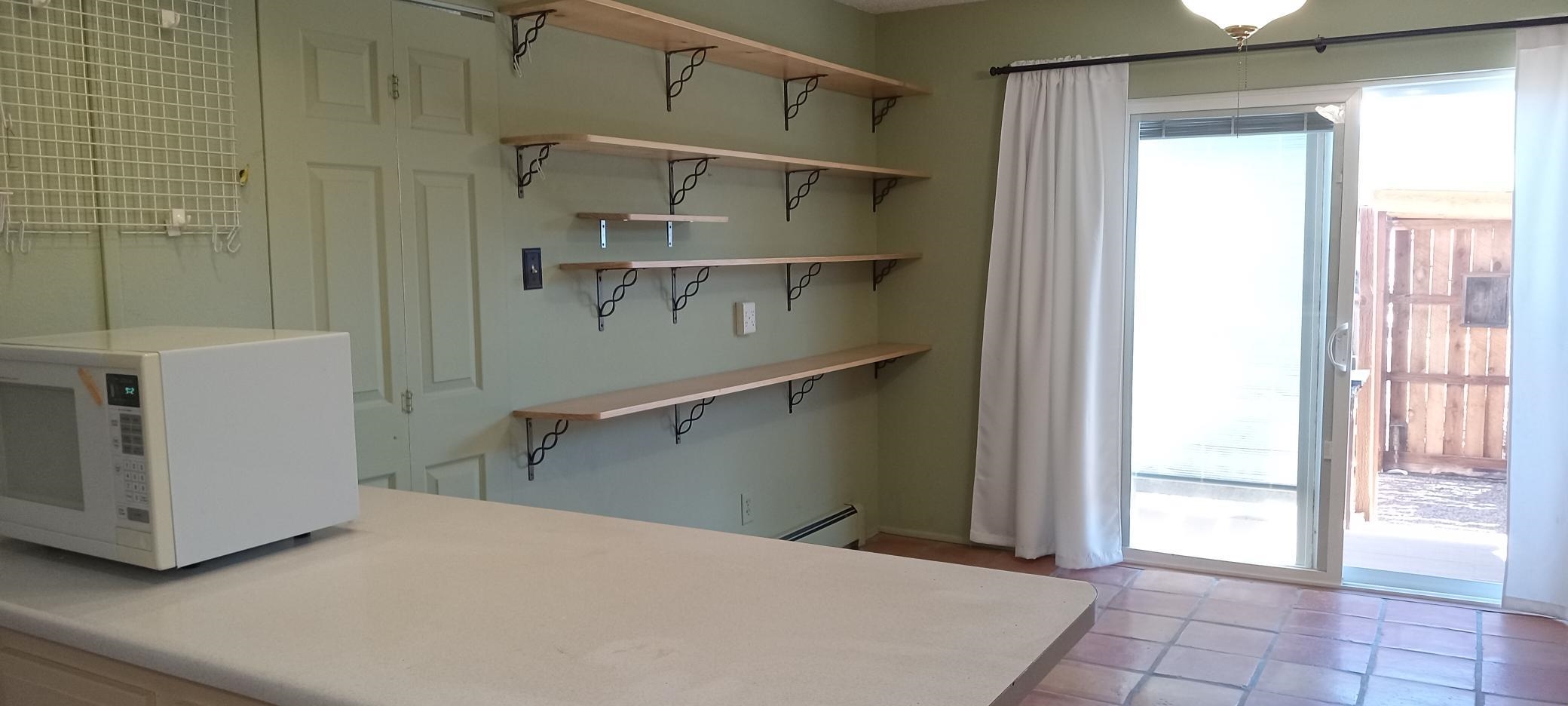 Taos, New Mexico 87571, United States, 4 Bedrooms Bedrooms, ,2 BathroomsBathrooms,Residential,Active,222190