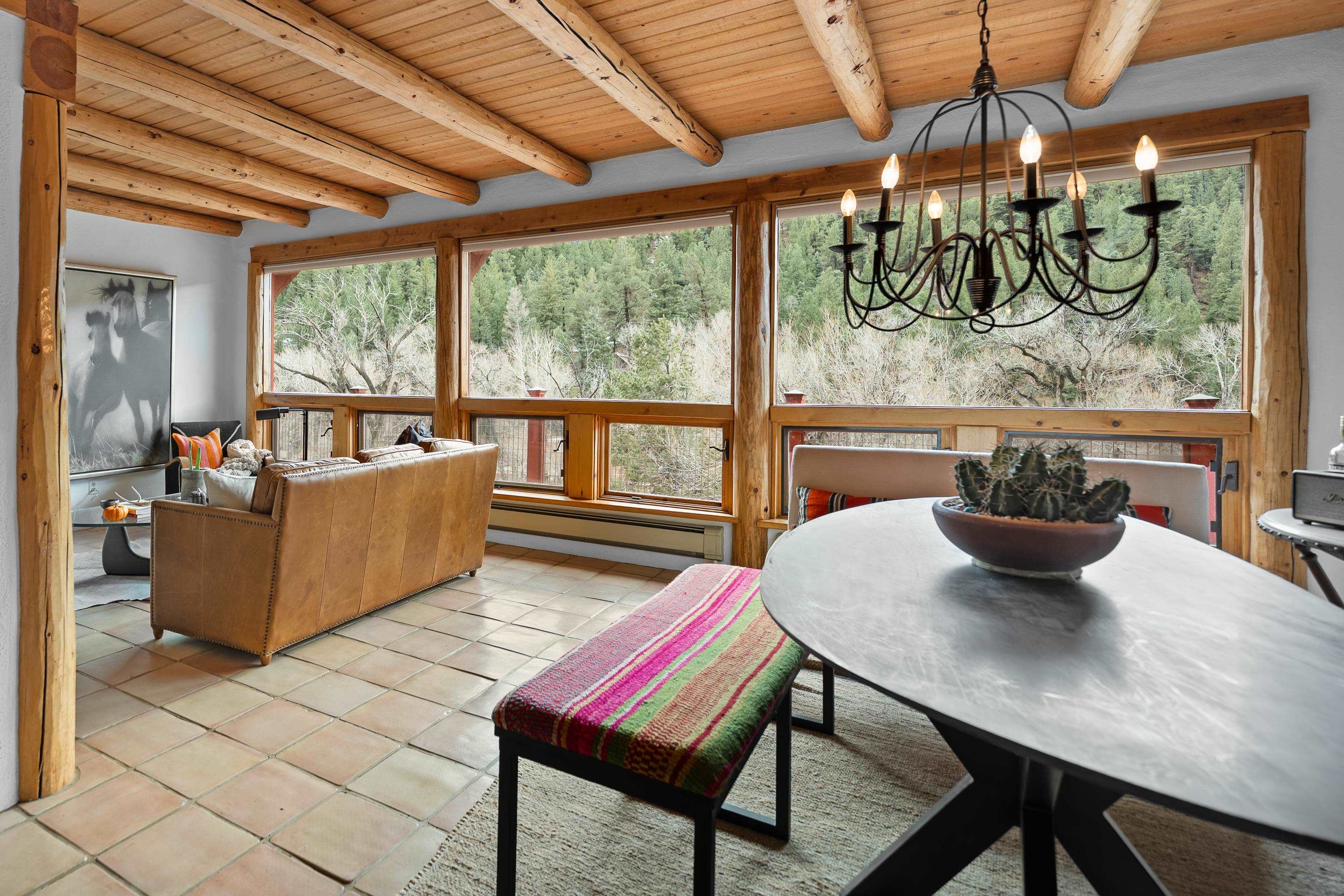 Taos, New Mexico 87571, United States, 3 Bedrooms Bedrooms, ,2 BathroomsBathrooms,Residential,Active,248878