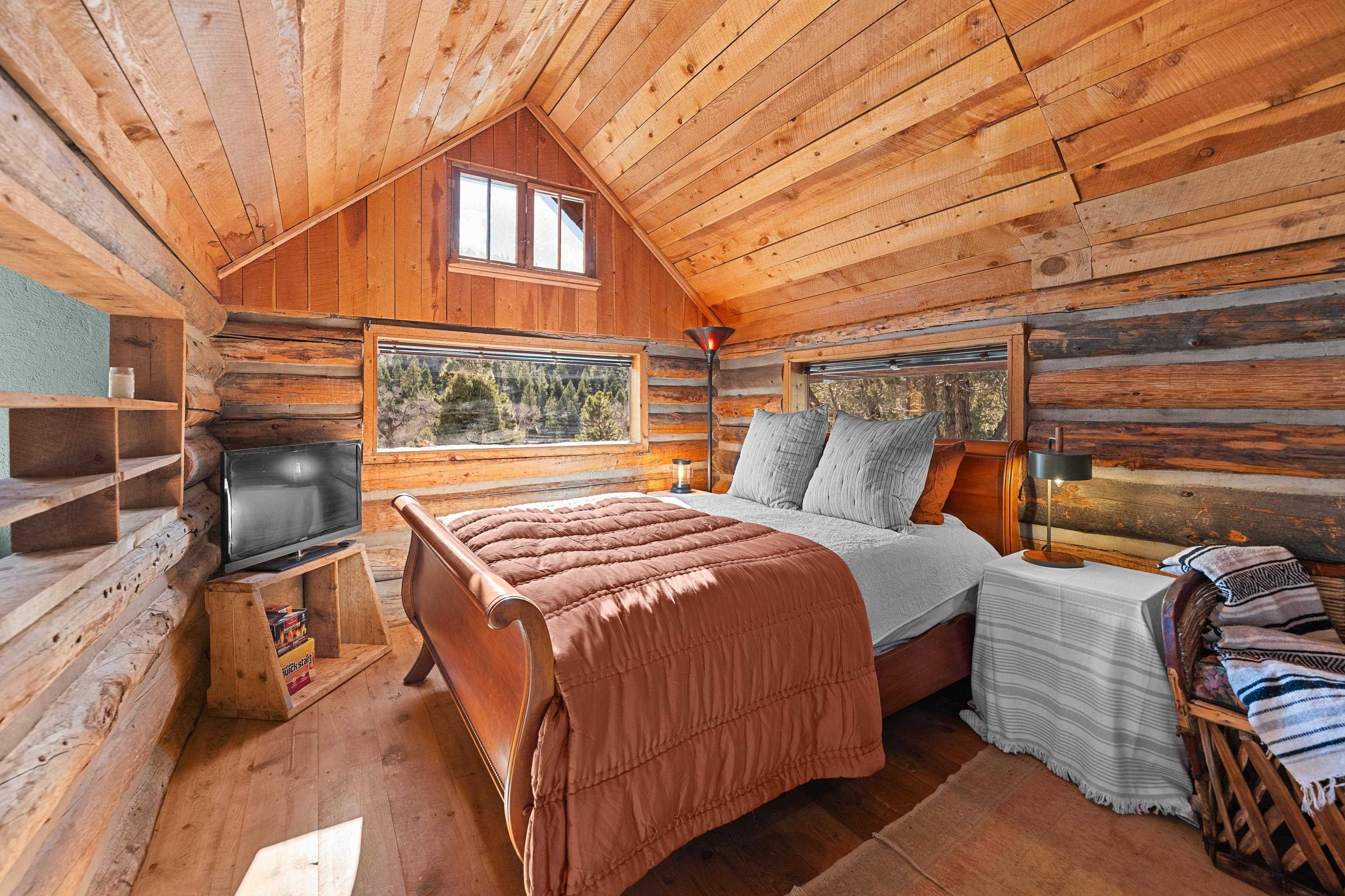 Taos, New Mexico 87571, United States, 3 Bedrooms Bedrooms, ,2 BathroomsBathrooms,Residential,Active,248878