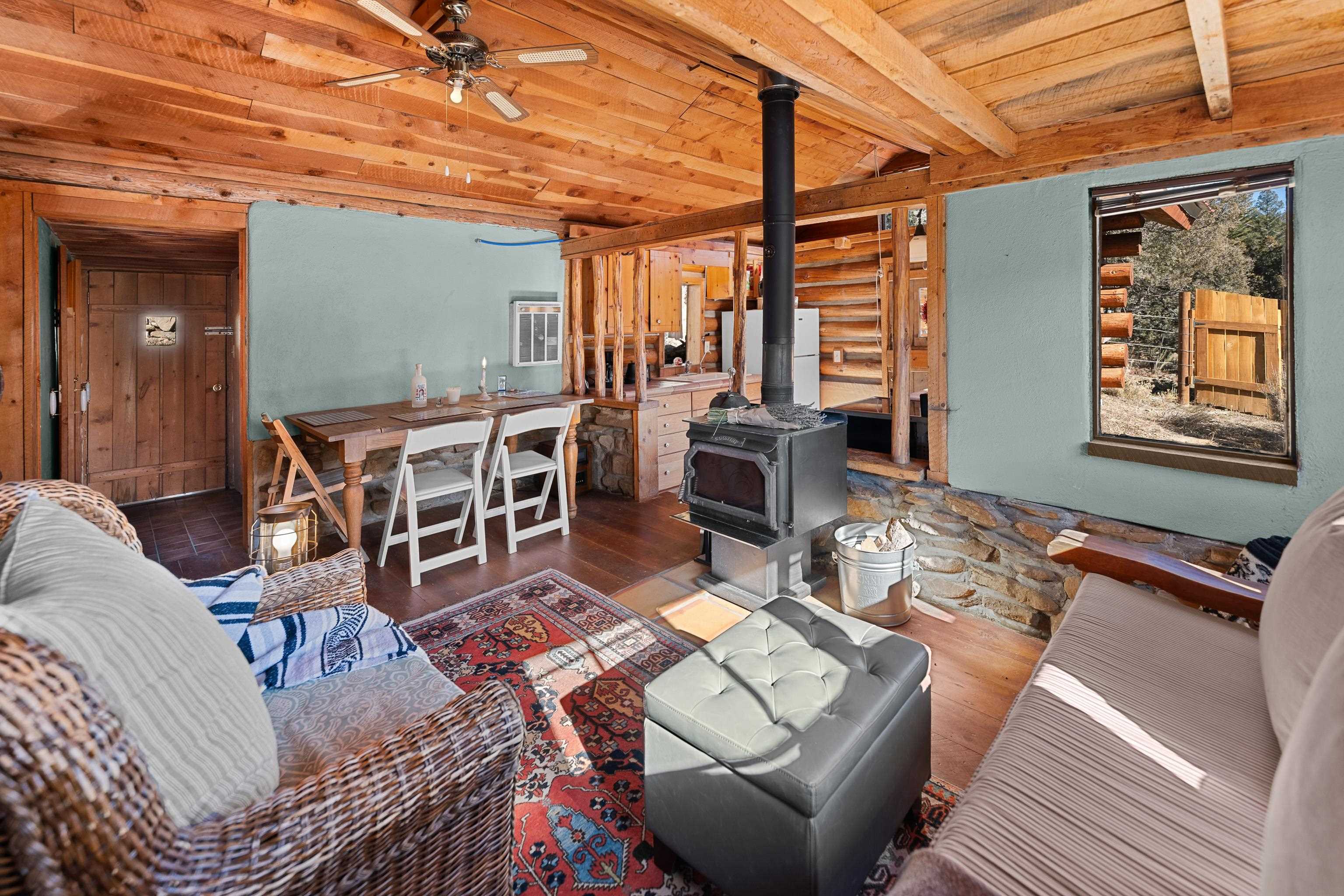 Taos, New Mexico 87571, United States, 3 Bedrooms Bedrooms, ,2 BathroomsBathrooms,Residential,Active,248878