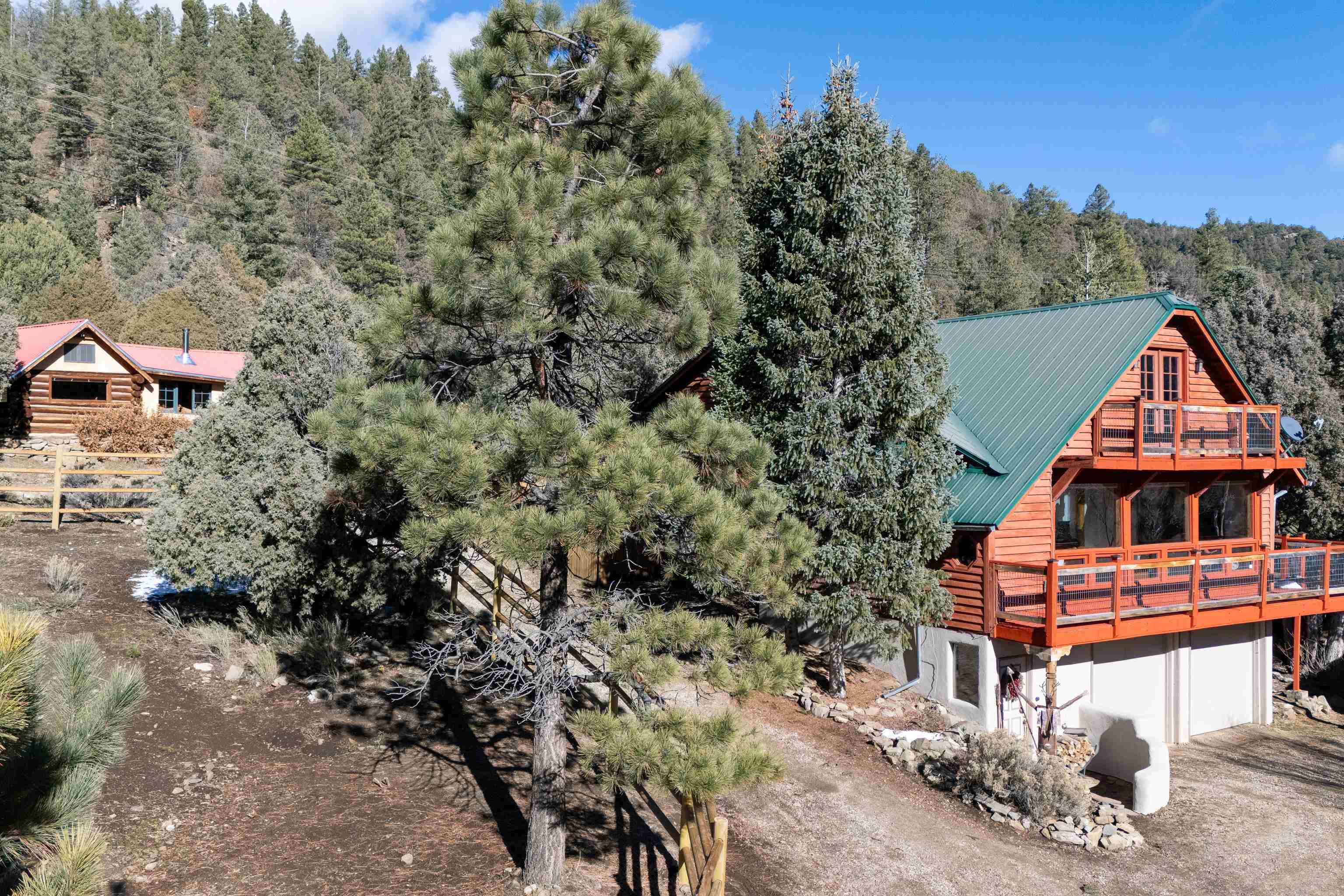 Taos, New Mexico 87571, United States, 3 Bedrooms Bedrooms, ,2 BathroomsBathrooms,Residential,Active,248878