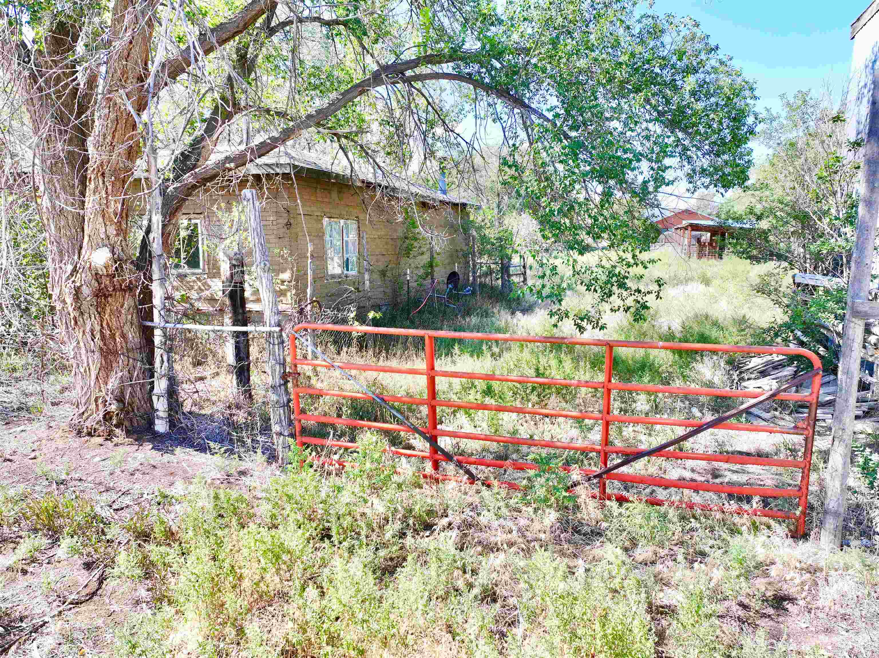 4054 Highway 68, Ranchos de Taos, New Mexico image 42