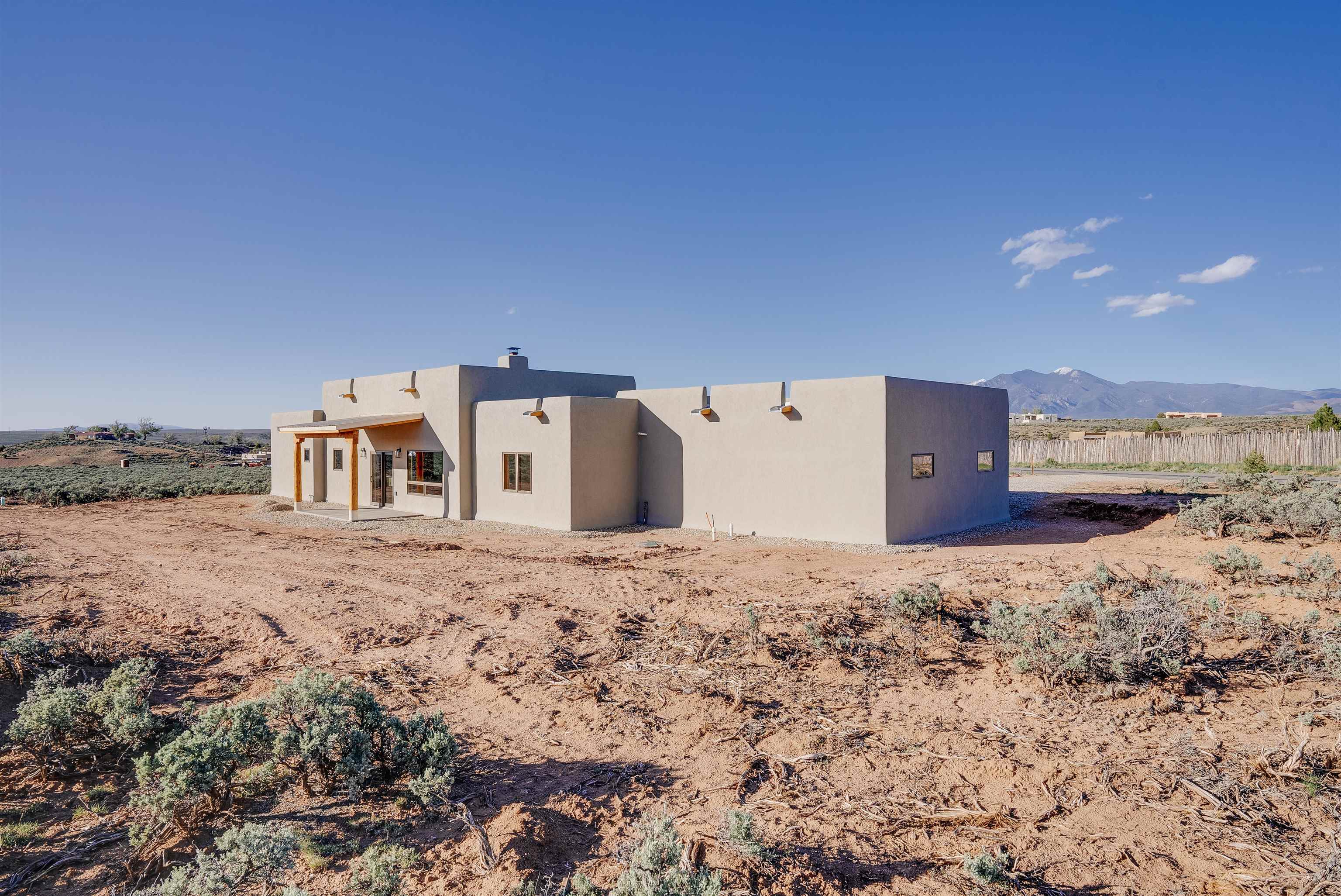 296 Los Cordovas, Ranchos de Taos, New Mexico image 28