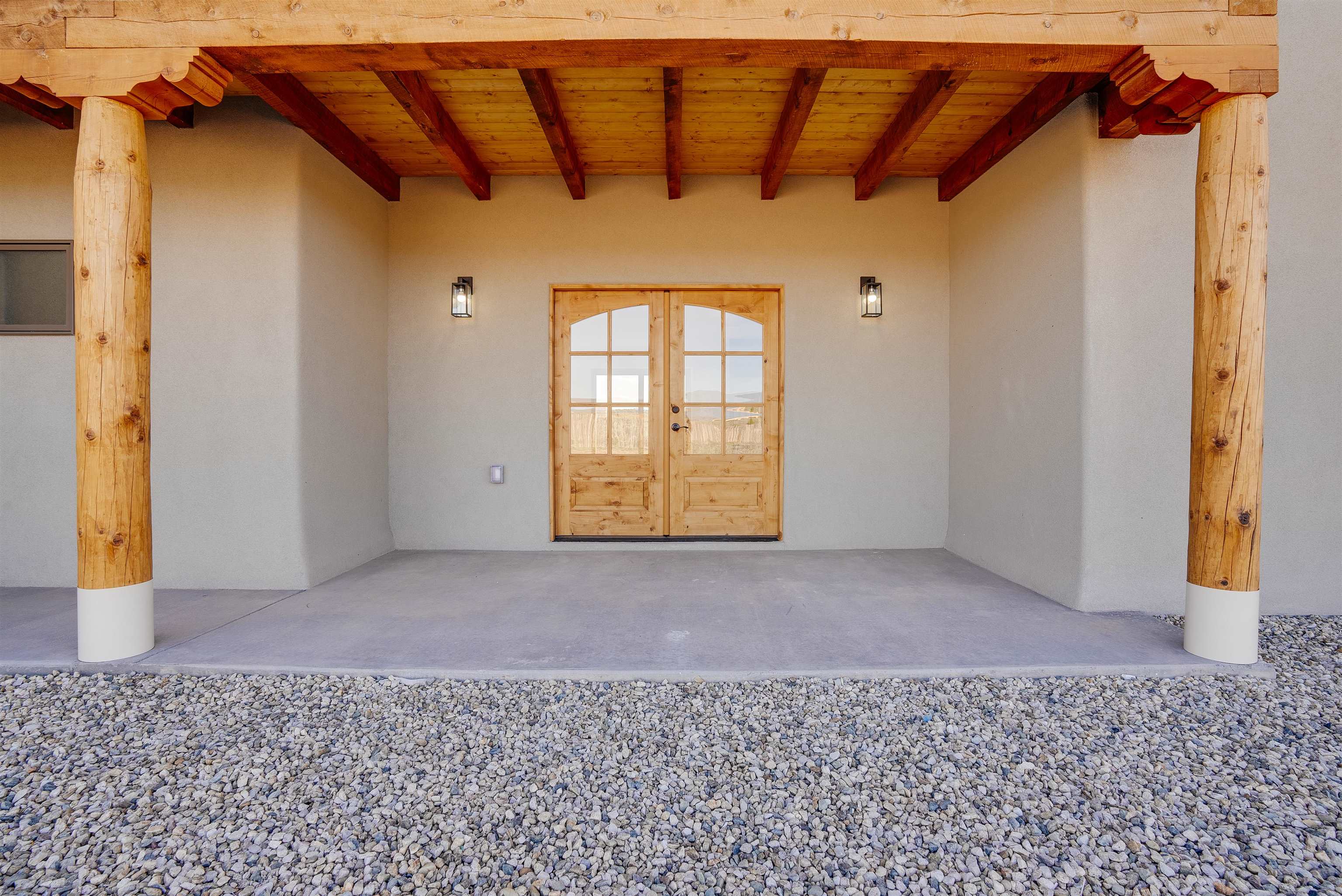 296 Los Cordovas, Ranchos de Taos, New Mexico image 3