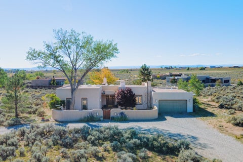 Homes For Sale - 58 Mirlo Dr<br/> El Prado, NM 87529