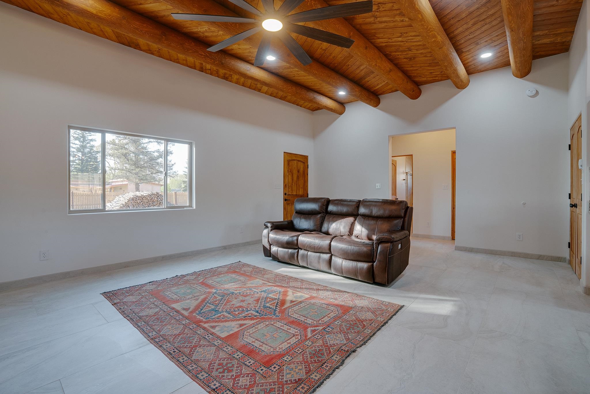 111 Camino Juan Ortiz, Taos, New Mexico image 7