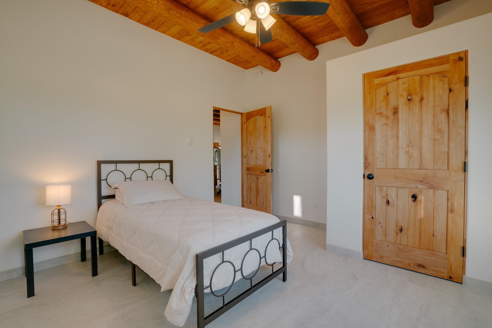 111 Camino Juan Ortiz, Taos, New Mexico image 18