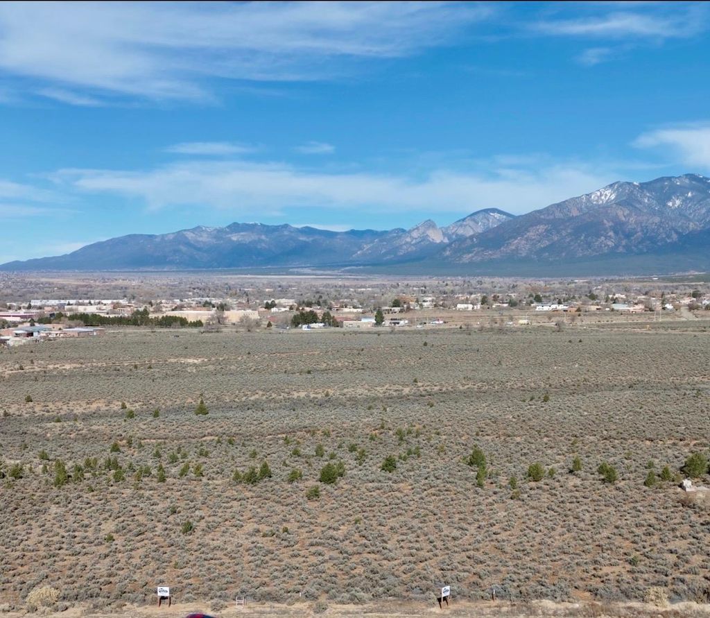 Photo of 299 Morgan Rd, Taos, NM 87571 (MLS # 114347)