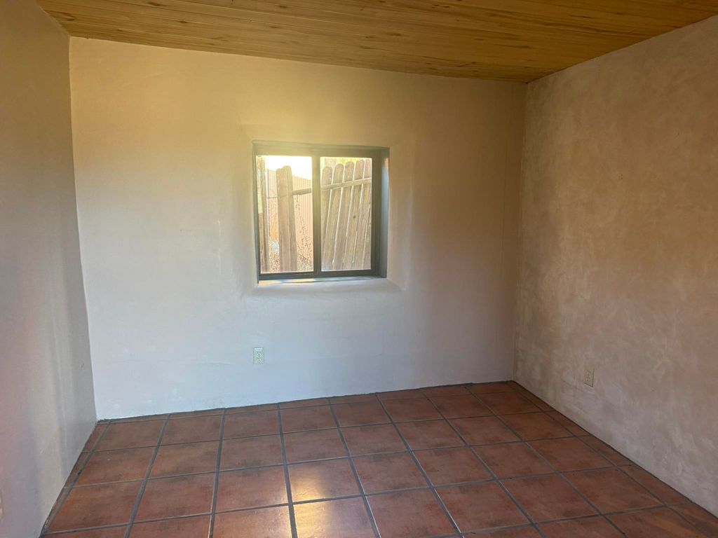 Photo of 4 Camino Del Medio, Vadito, NM 87579 (MLS # 114384)