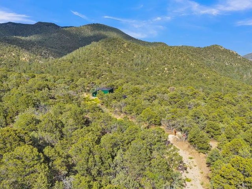 Photo of Lot 85 Upper Pinabete Road, Questa, NM 87556 (MLS # 113629)