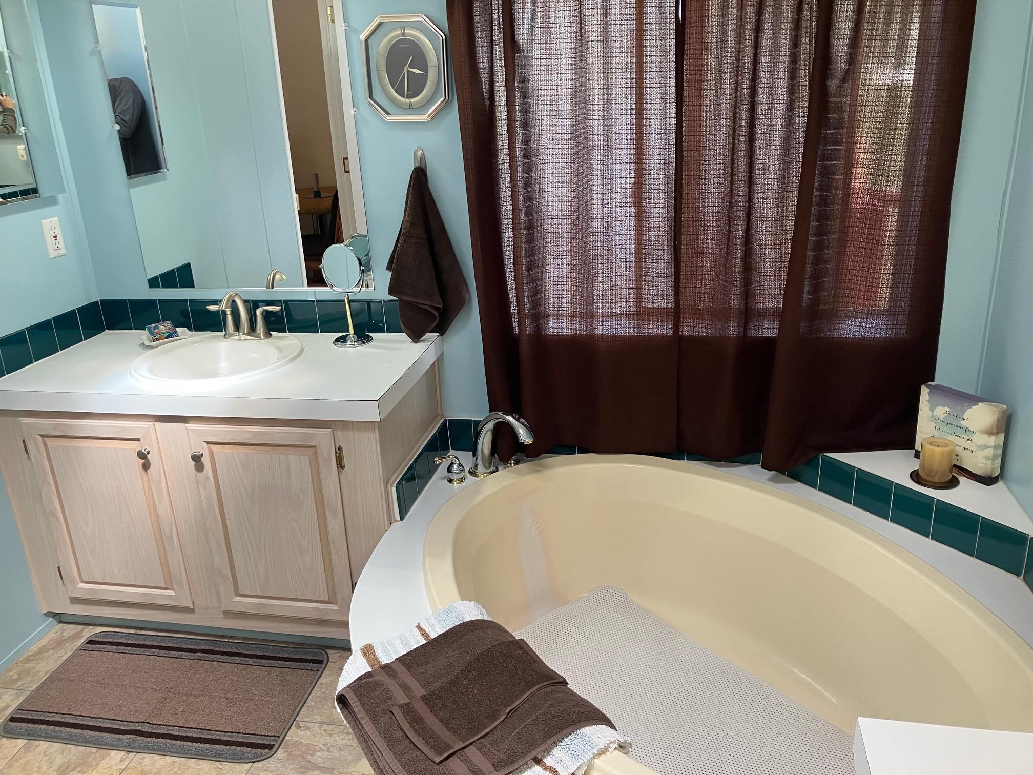 625 Lake Avenue, Eagle Nest, New Mexico image 30