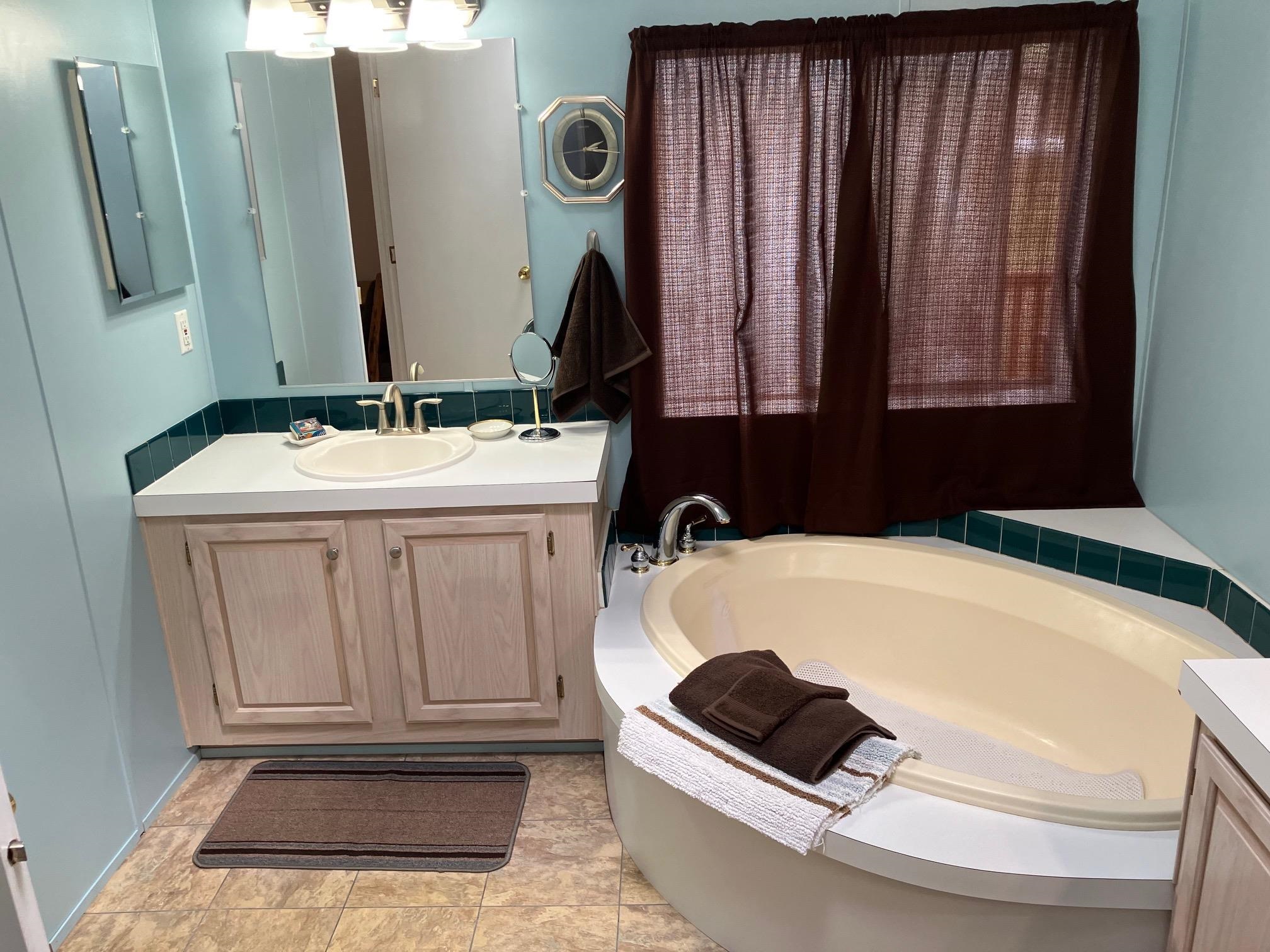 625 Lake Avenue, Eagle Nest, New Mexico image 28