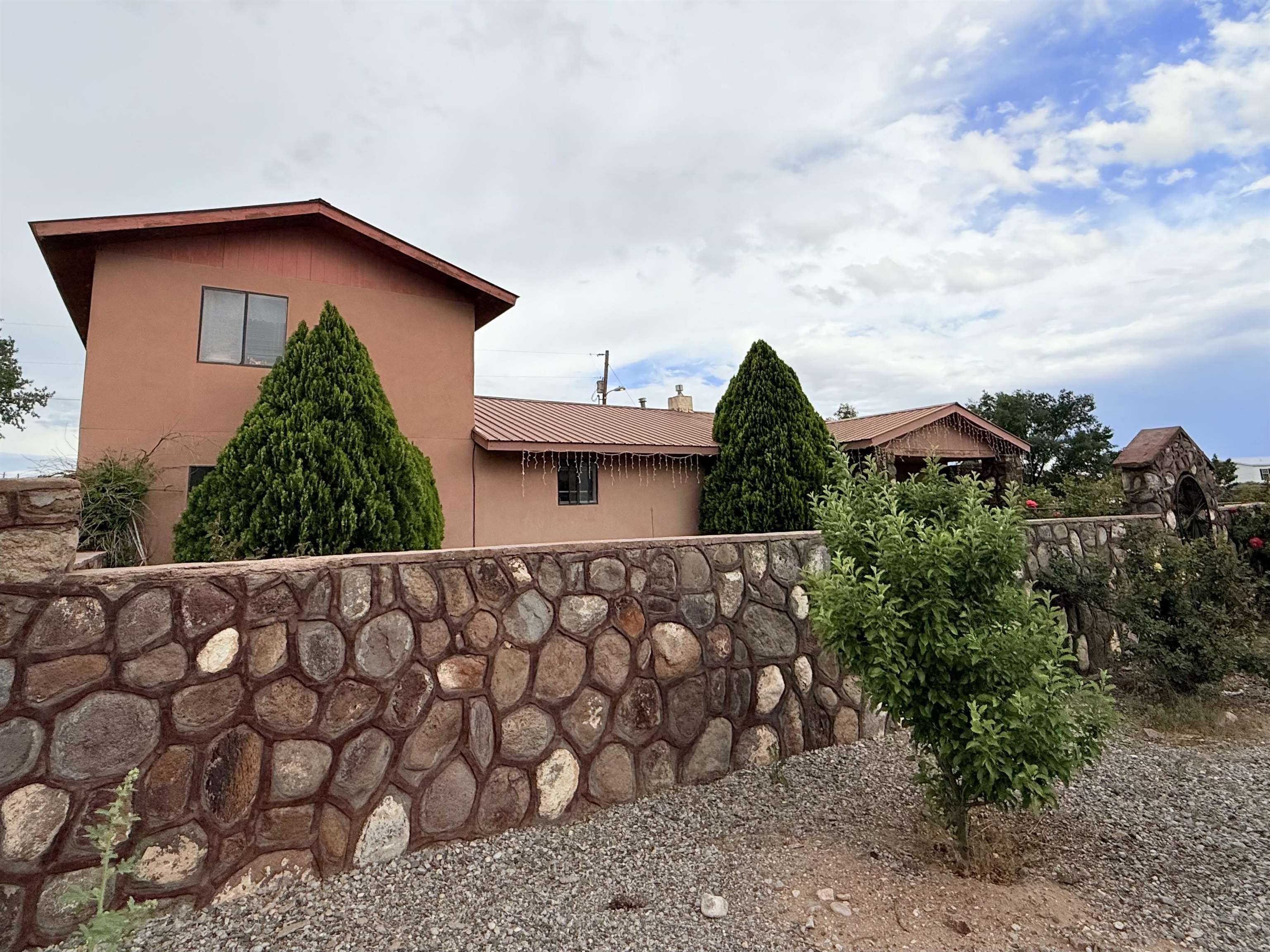 766 County Rd 41, Velarde, New Mexico image 2