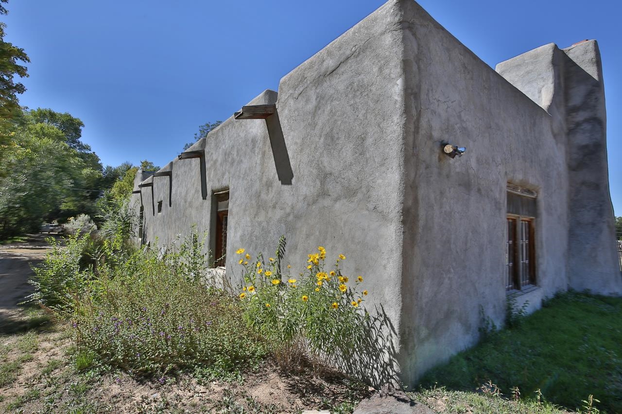 108 Dimas Lane, Taos, New Mexico image 11