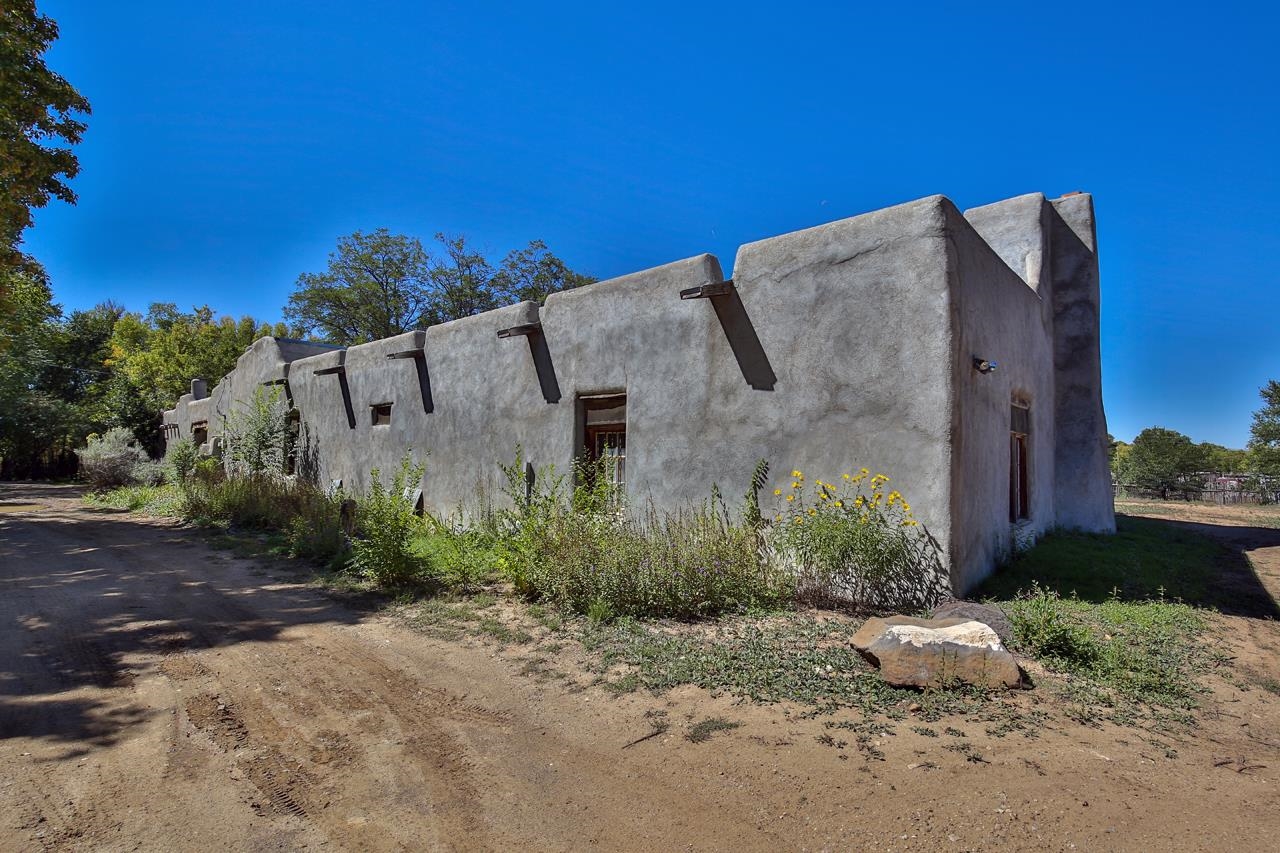 108 Dimas Lane, Taos, New Mexico image 12