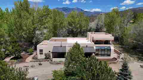 Homes For Sale - 573 Range Rd<br/> Taos, NM 87571