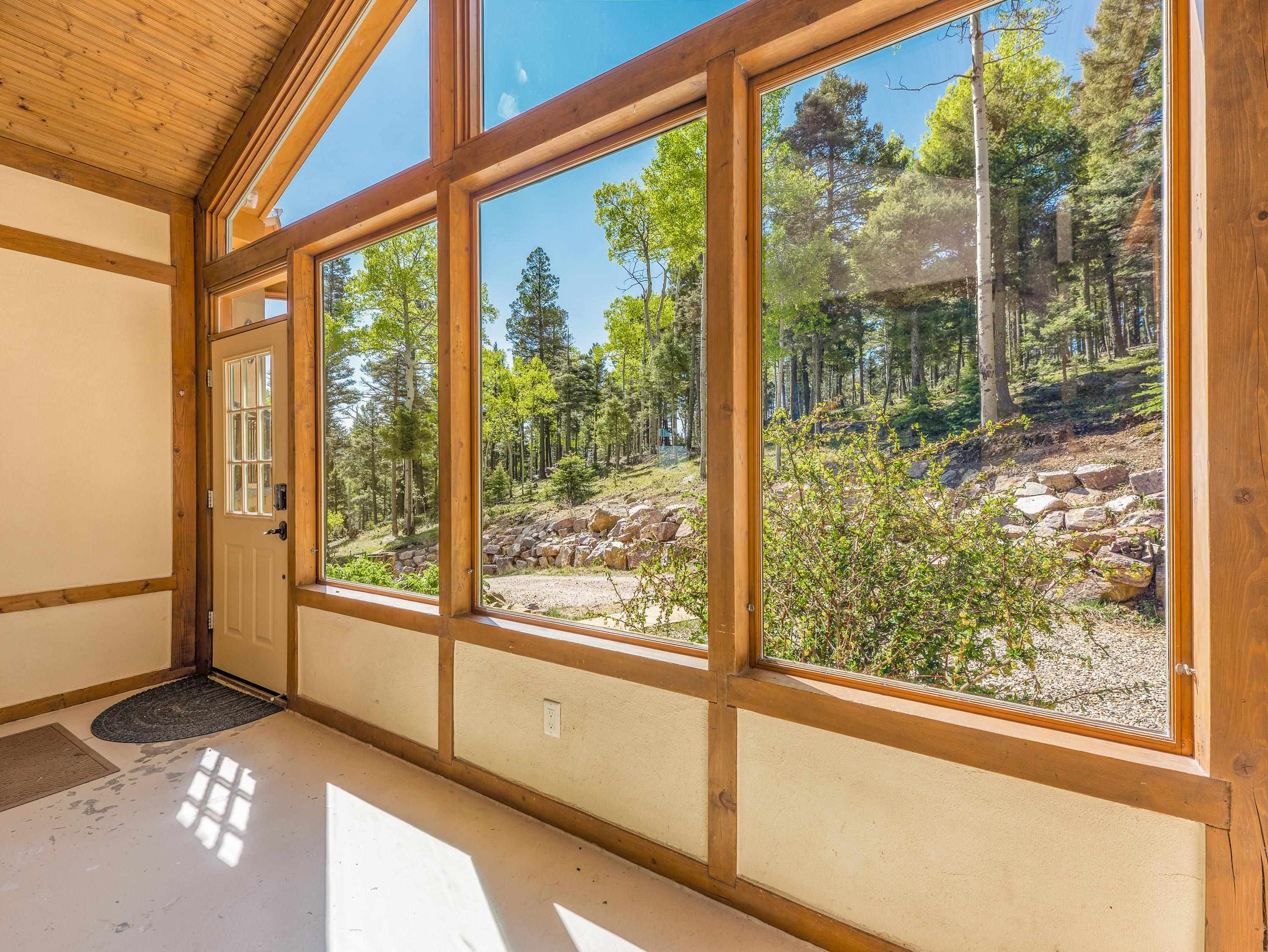 Angel Fire, New Mexico 87710, United States, 4 Bedrooms Bedrooms, ,3 BathroomsBathrooms,Residential,Pending,149737